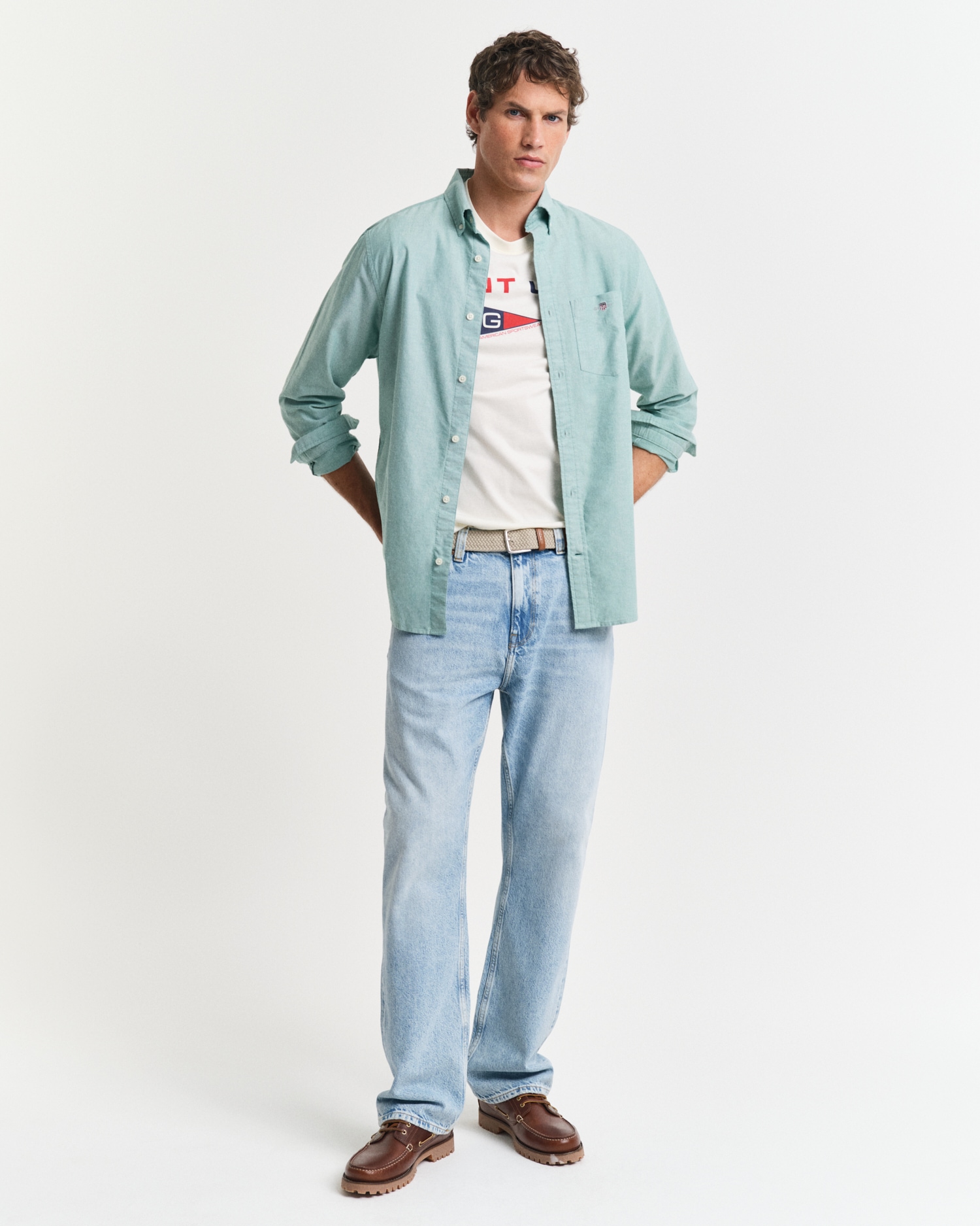 Gant Rundhalsshirt »GRAPHIC SS T-SHIRT«, mit einem einzigartigen saisonalen GANT-Grafikprint auf der Brust