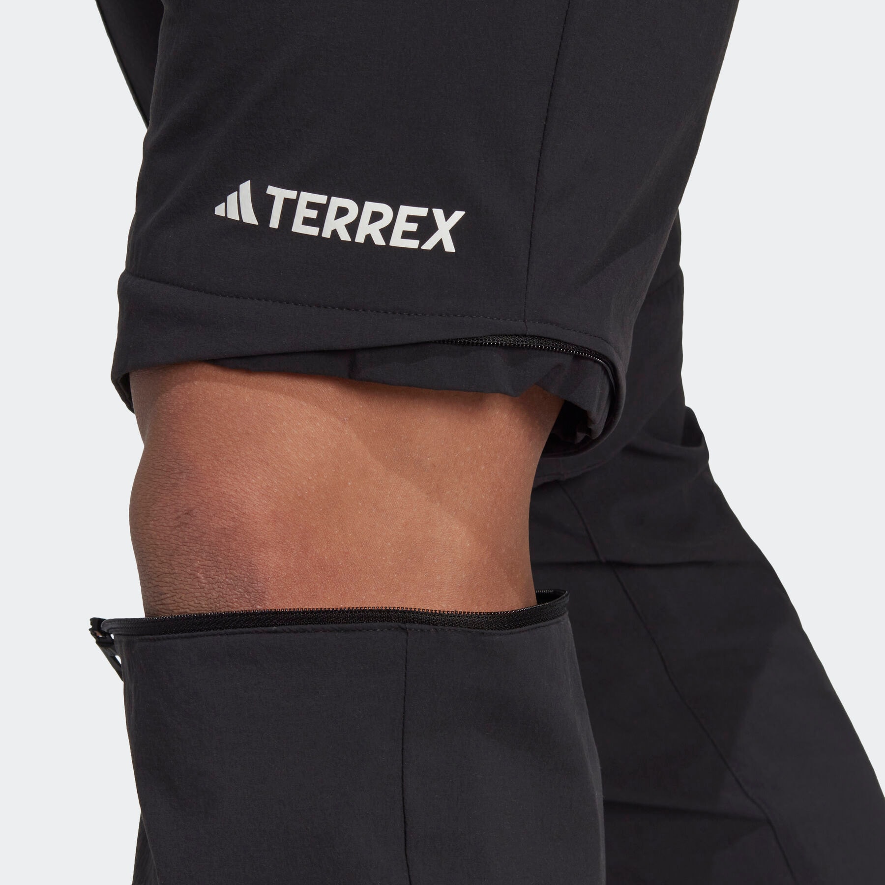 adidas TERREX Outdoorhose »TERREX UTILITAS HIKING ZIPOFF HOSE«, (1 tlg.)