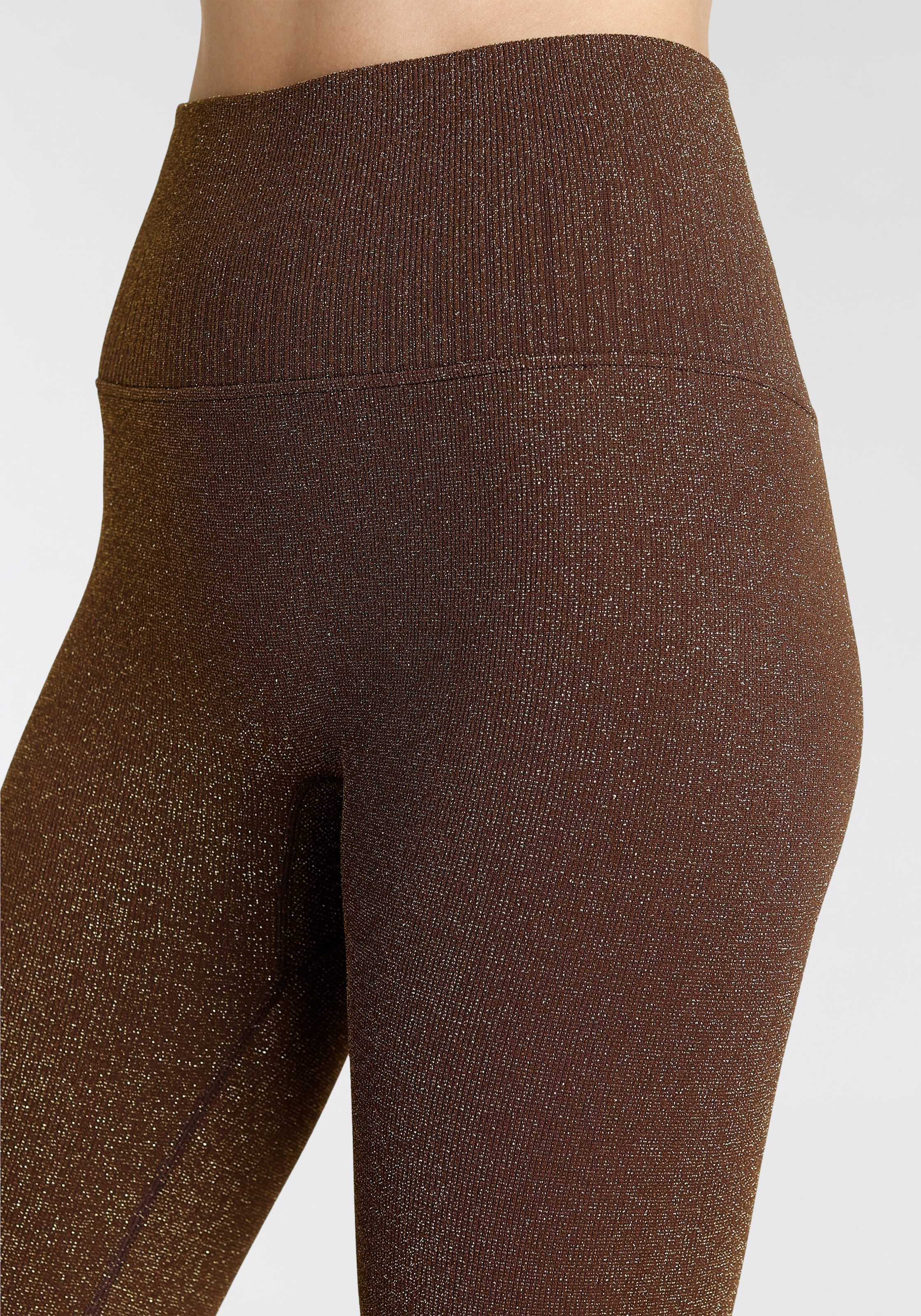 LASCANA Seamless Leggings, mit goldenem Lurex