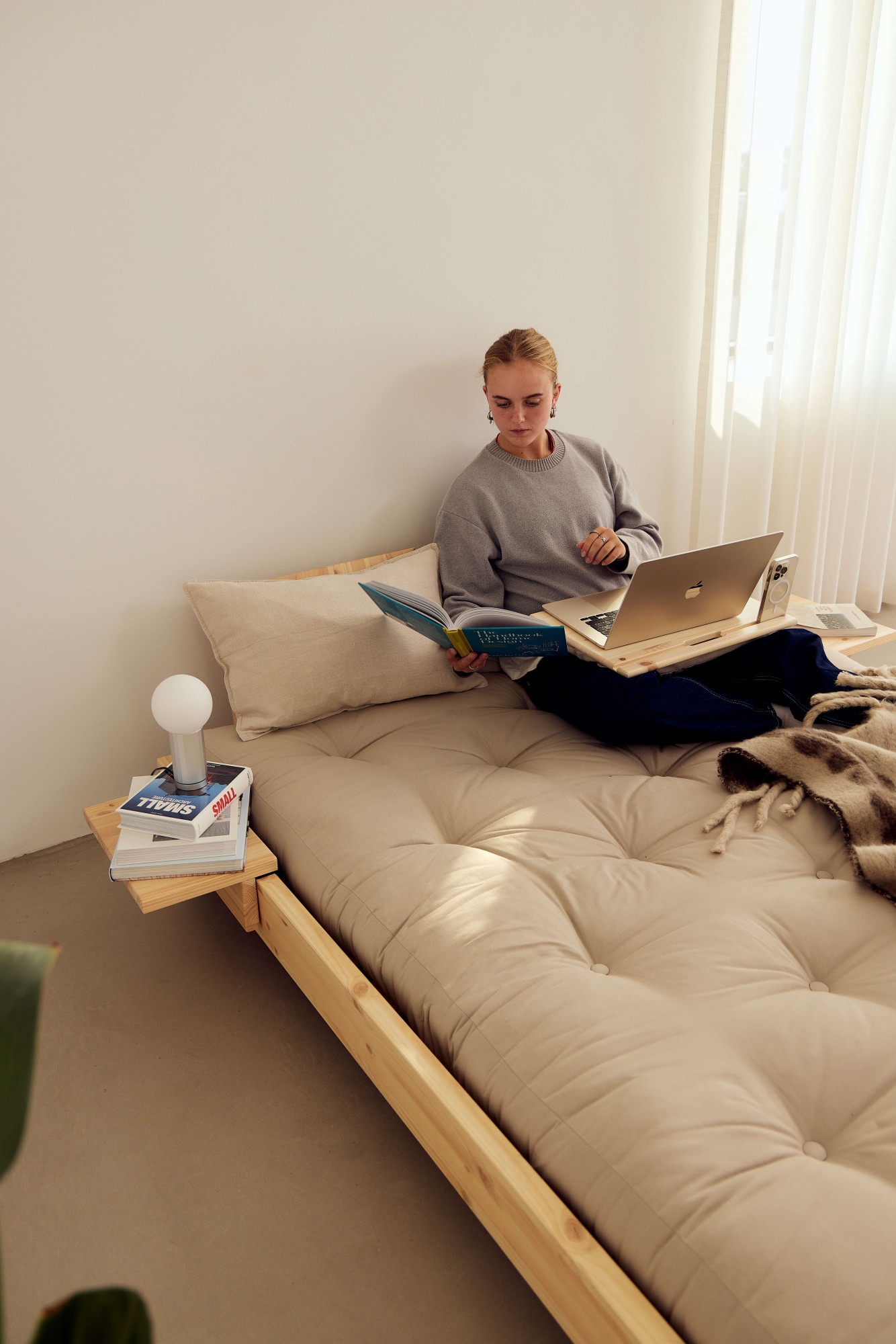 Karup Design Bettgestell »Social Bed, Bett mit oder ohne verstellbares Zubehör, ohne Matratze«, Bett wahlweise mit oder ohne Rückenlehnen und Ablagen. Ohne Matratze