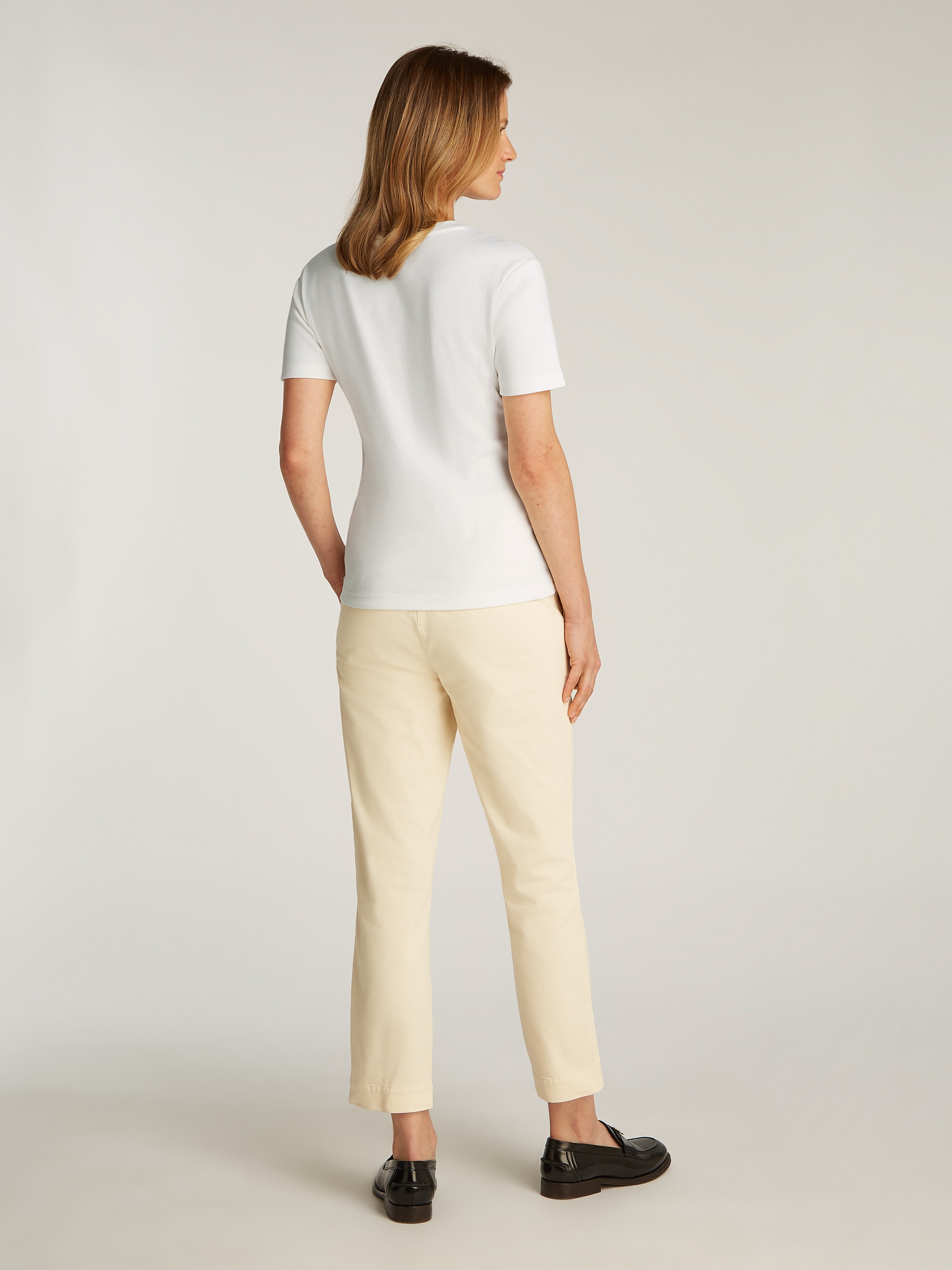 Tommy Hilfiger T-Shirt »SLIM CODY C-NK SS«, mit Logostickerei