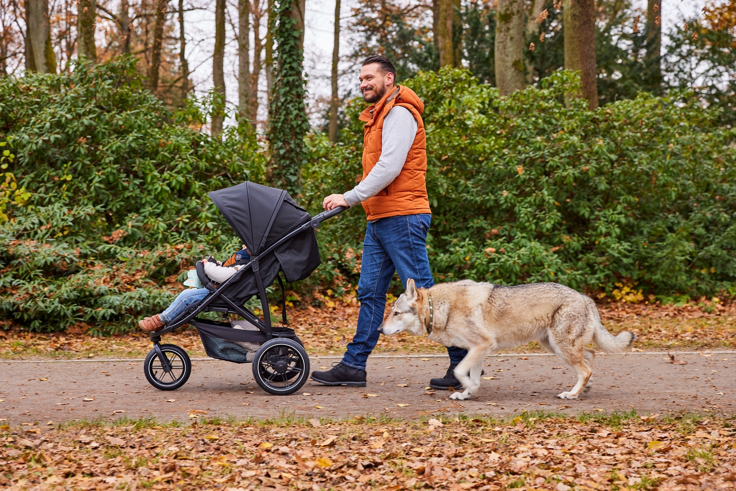 Hauck Kinder-Buggy »Dreiradbuggy, Rapid 3 Air, black«, 22 kg, mit schwenk/feststellbarem Vorderrad; Lufträder; bis 22 kg belastbar