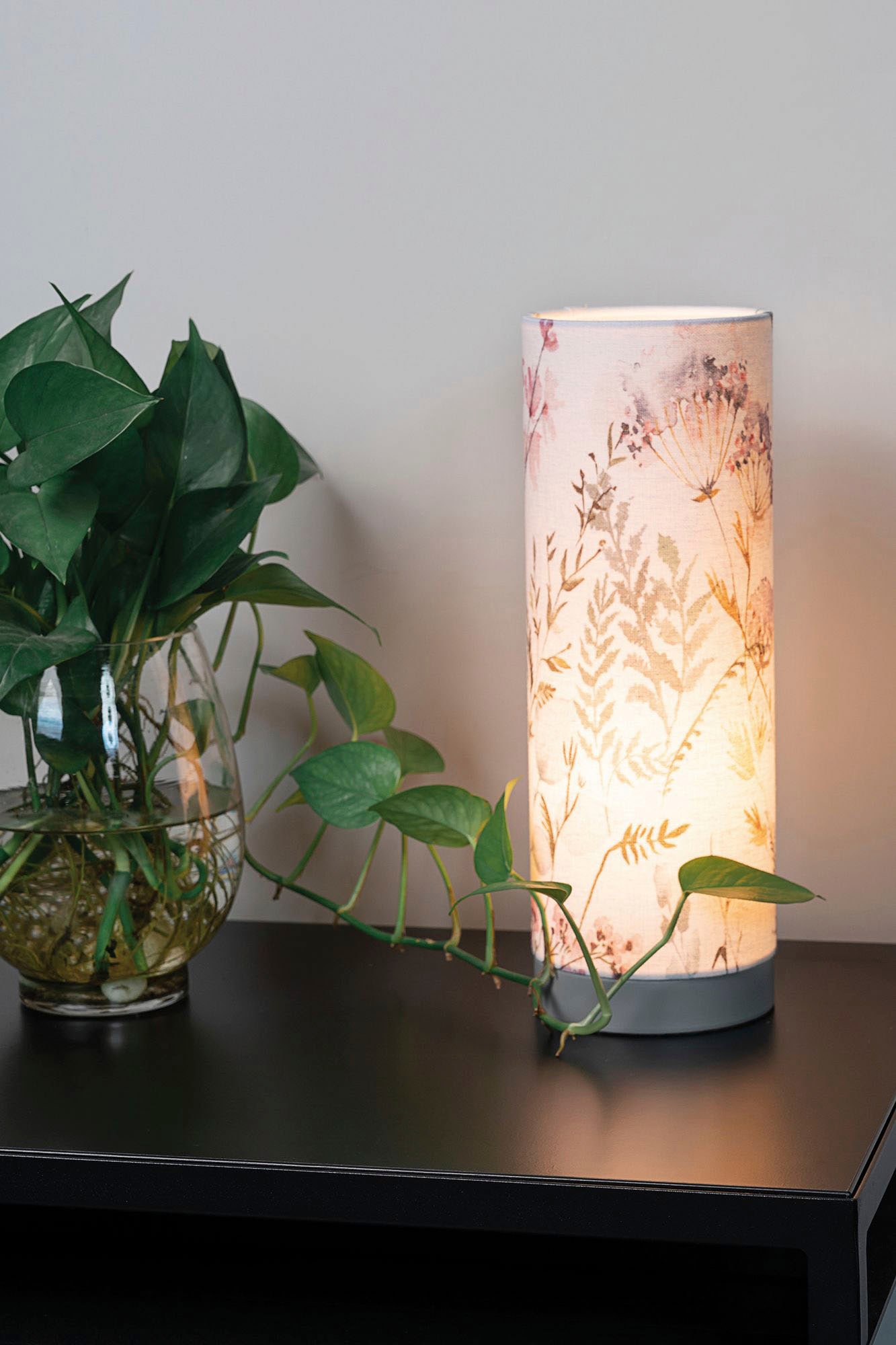 Pauleen Tischleuchte »Flowery Romance«, 1 flammig, Leuchtmittel E14 | ohne Leuchtmittel, E14, Stoffschirm Blumenmuster