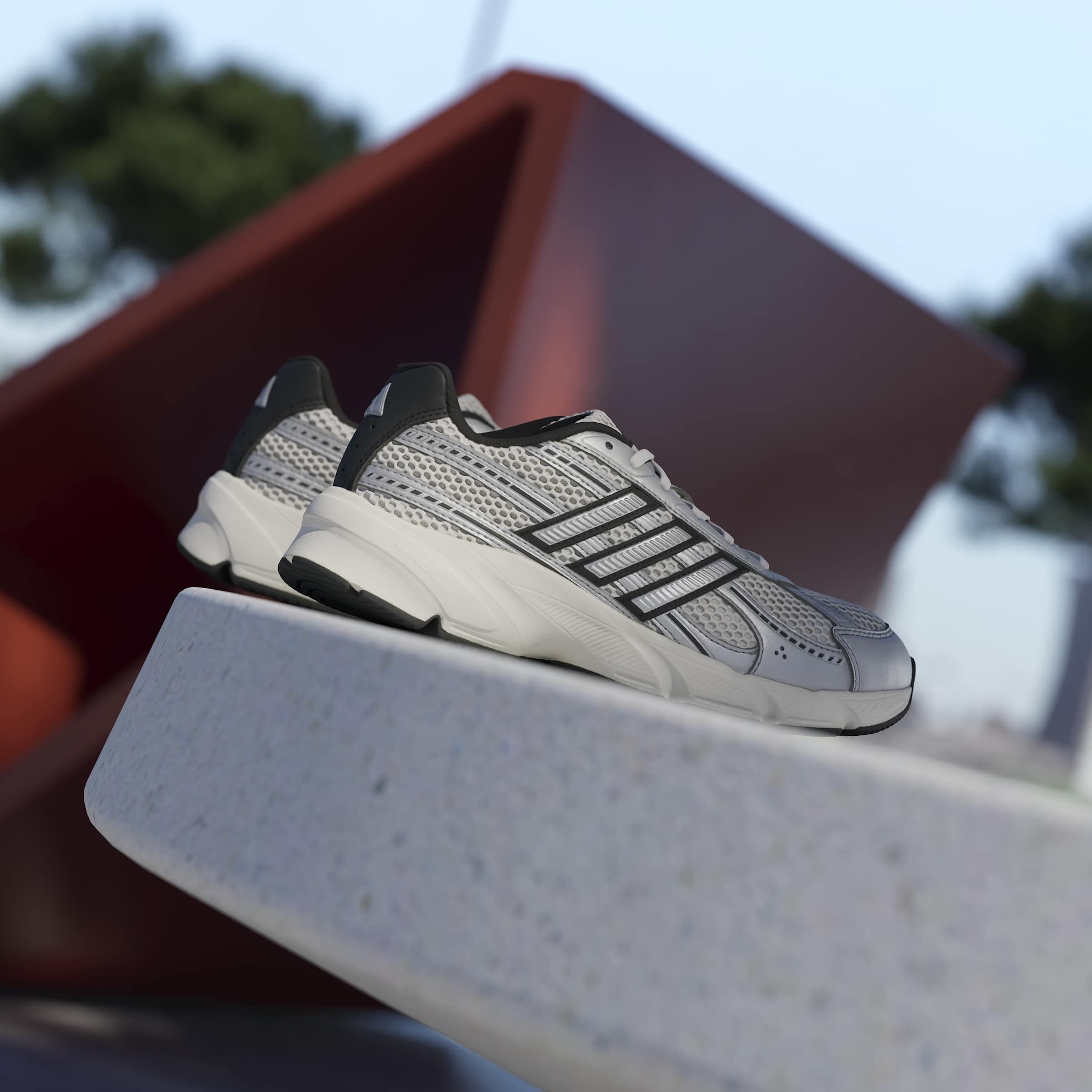 adidas Sportswear Sneaker »TECHNOCHAOS 2000«  inspiriert vom Design des adistar control