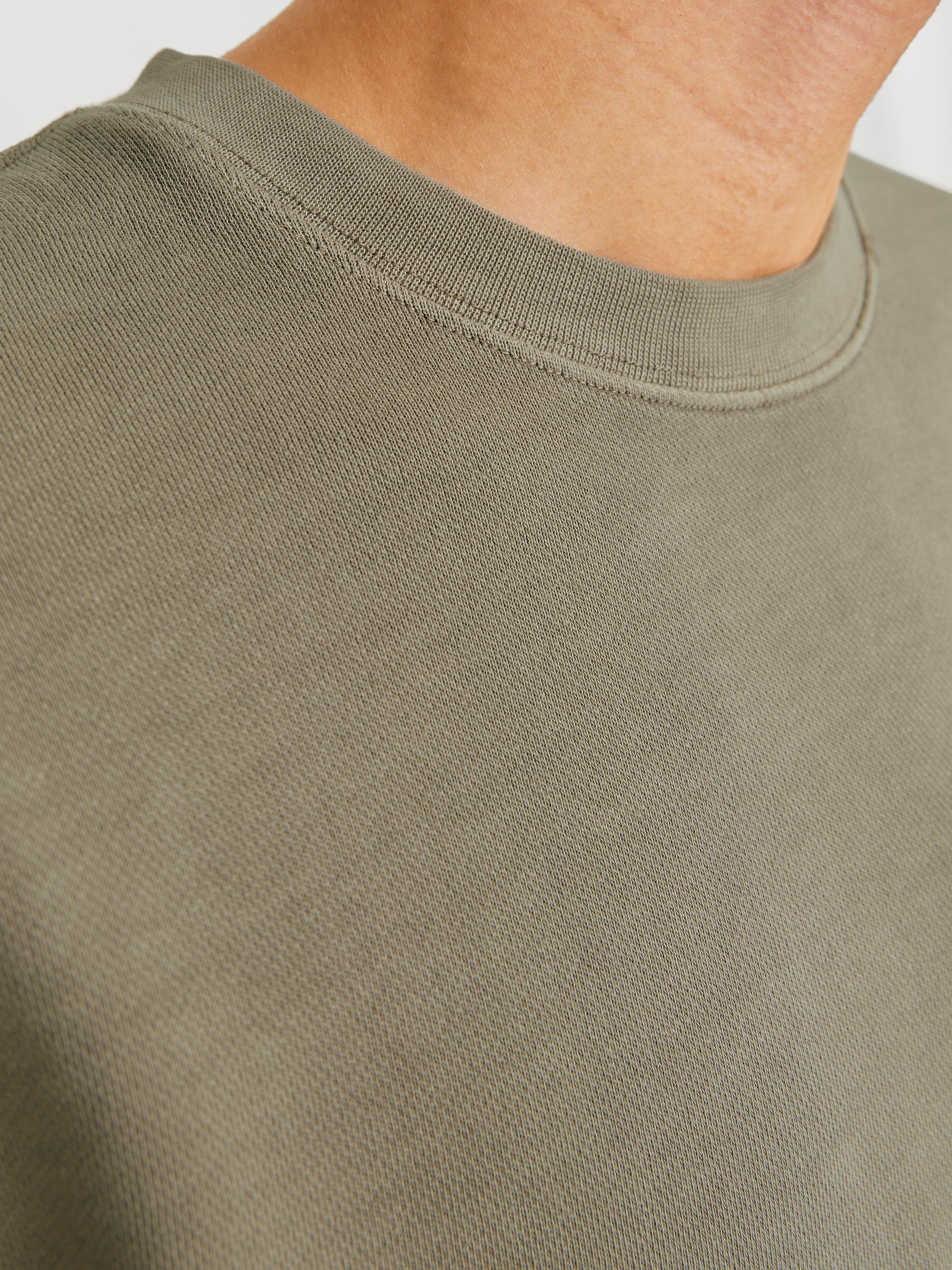 Jack & Jones Sweatshirt »JJECHARGE FADED SWEAT CREW NECK NOOS«, mit Rippbündchen