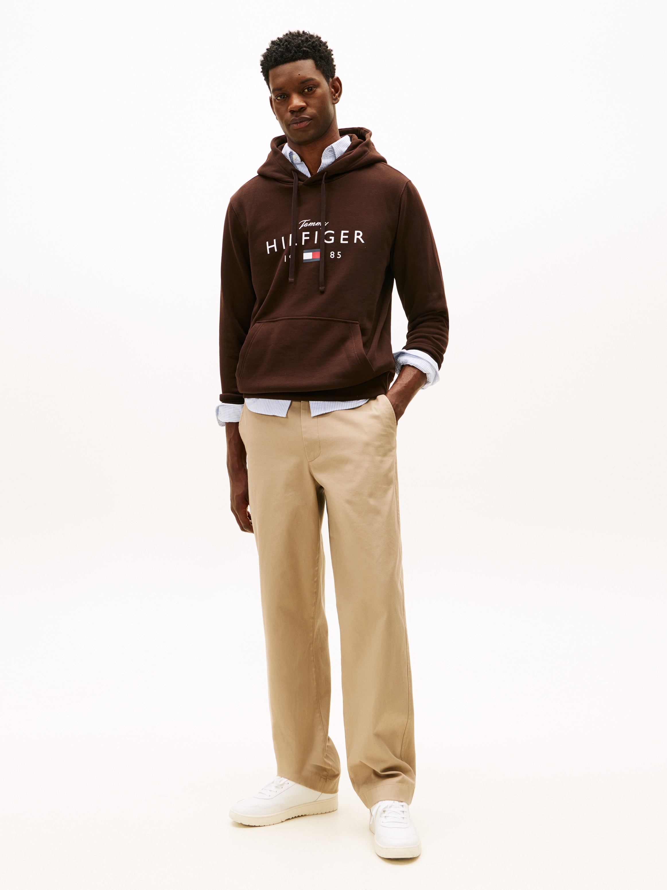 Tommy Hilfiger Hoodie »BRAND LOVE BIG HILFIGER«, mit Logo-Grafik, normale Passform
