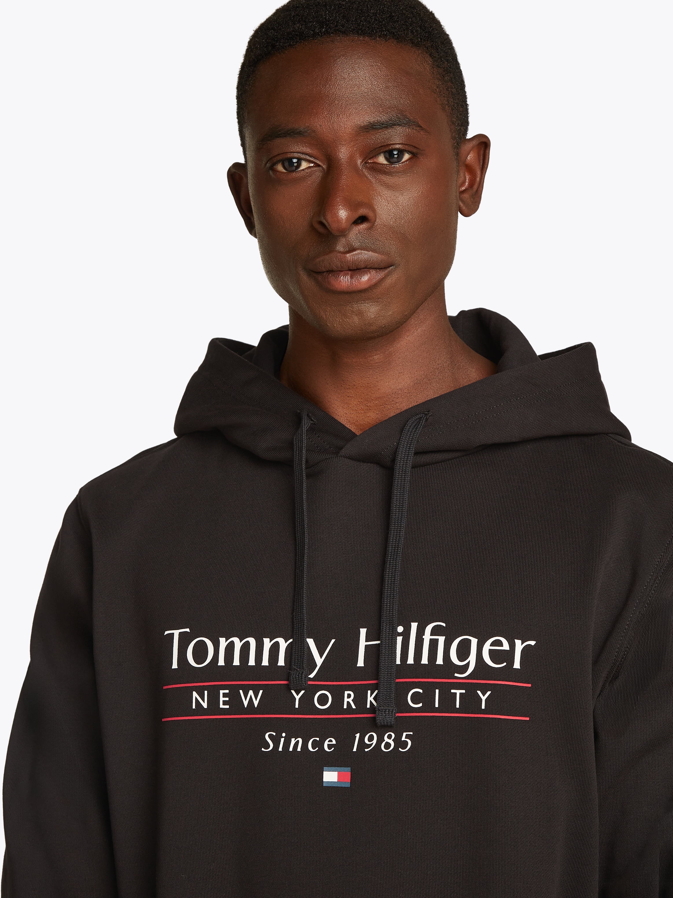 Tommy Hilfiger Hoodie »HILFIGER CENTER STACK HOODY«, mit großem mehrfarbigen Print