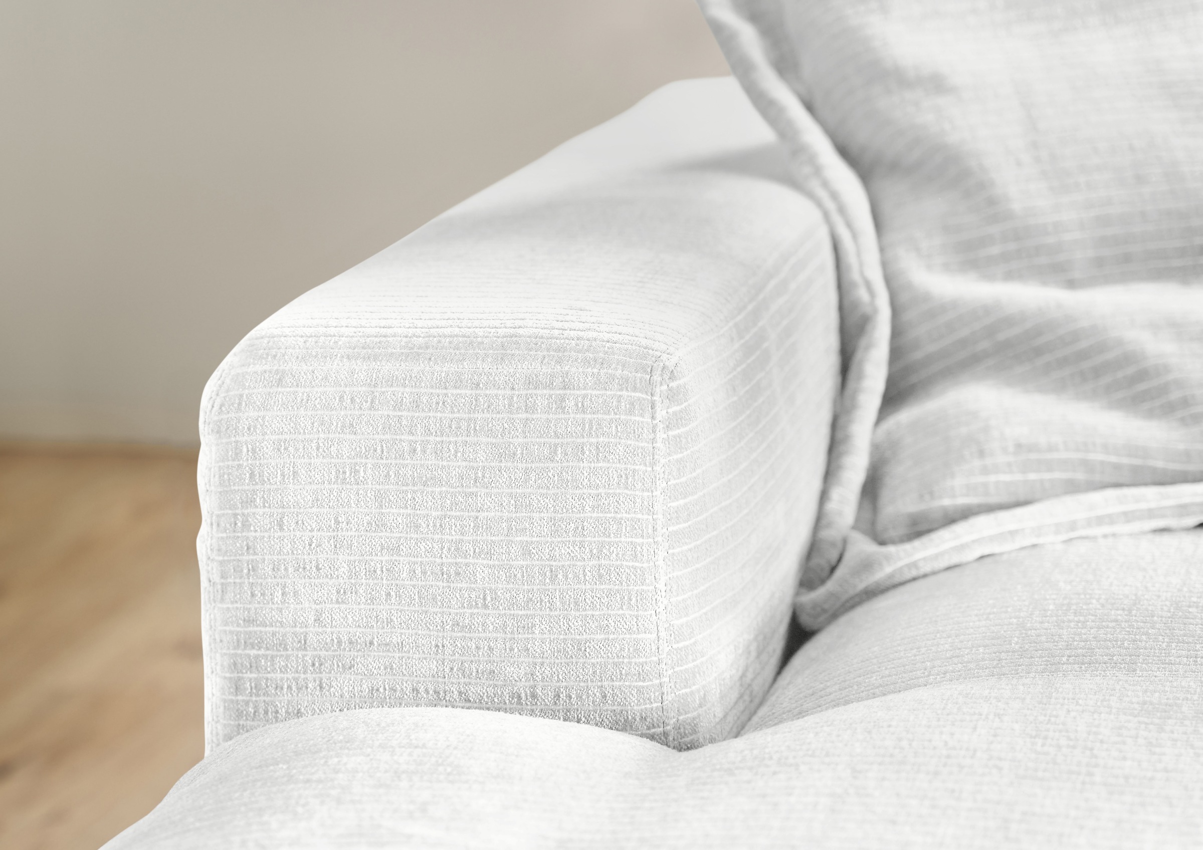 Musterring Ecksofa »Lucia«, verschiedene Farben, großer Longchair mit Armlehne, B330 x T190 cm
