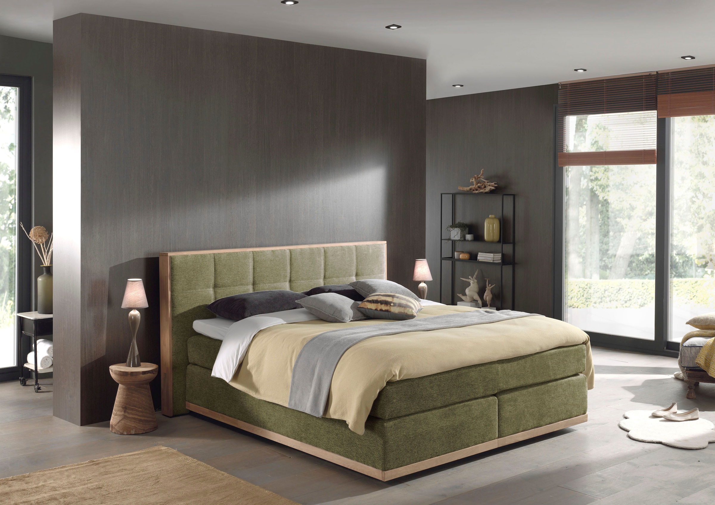 PLACES OF STYLE Boxspringbett »Vinton« aus massiver Eiche, verschiedene Härtegrade (auch H4)