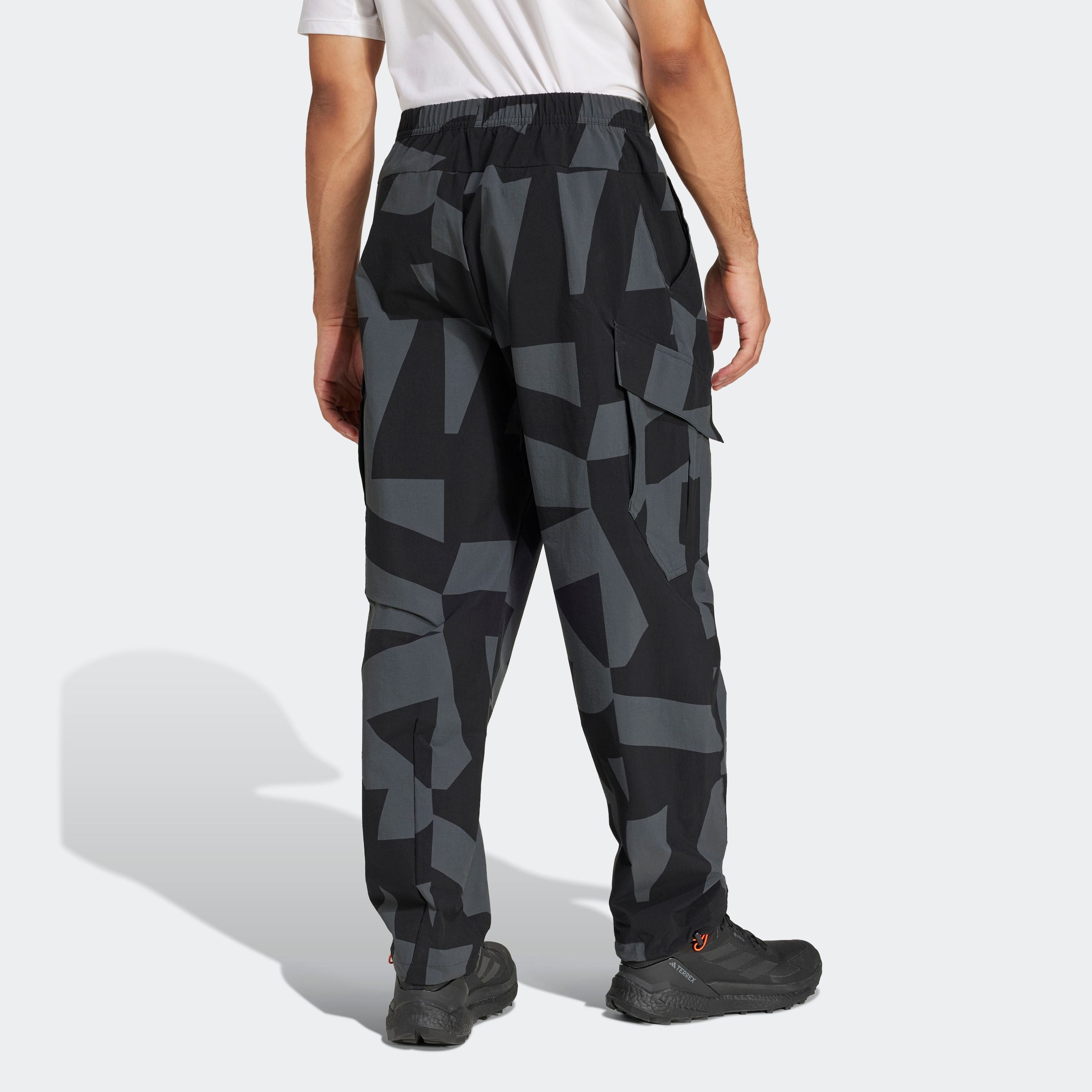 adidas TERREX Outdoorhose »CARGO AOP PANTS«, (1 tlg.)
