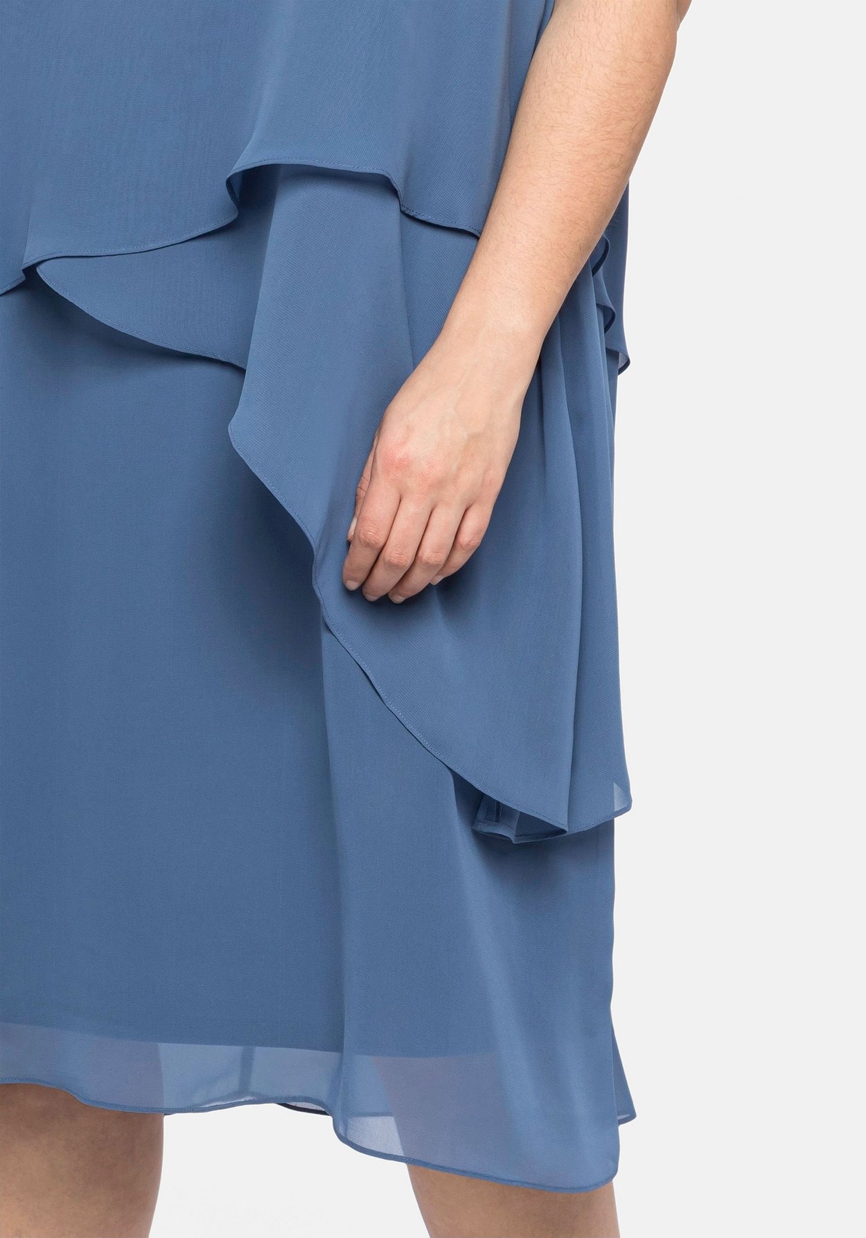 Sheego Cocktailkleid »Cocktailkleid im Lagenlook«