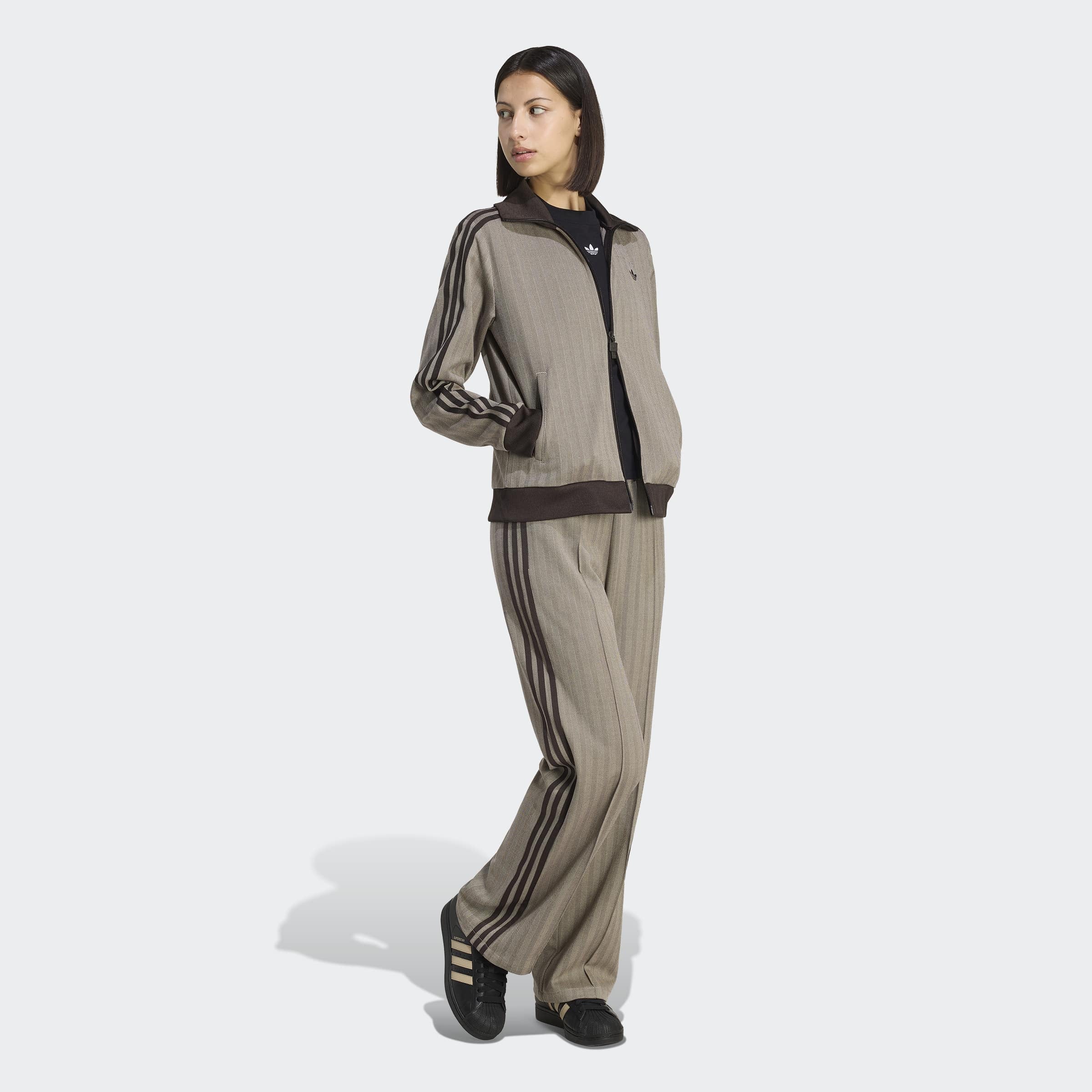 adidas Originals Outdoorjacke »CLASSIC TT« für Erwachsene, mit sportlichem Stil