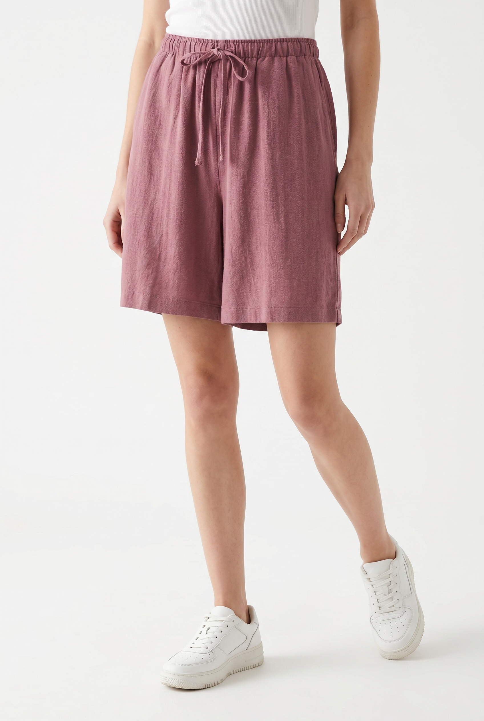 ONLY Shorts »ONLSIESTA MW PULL-UP LIN BL SHORTS NOOS«  loose fit, Jersey, Viskosemischung, elastischer Bund, unifarben