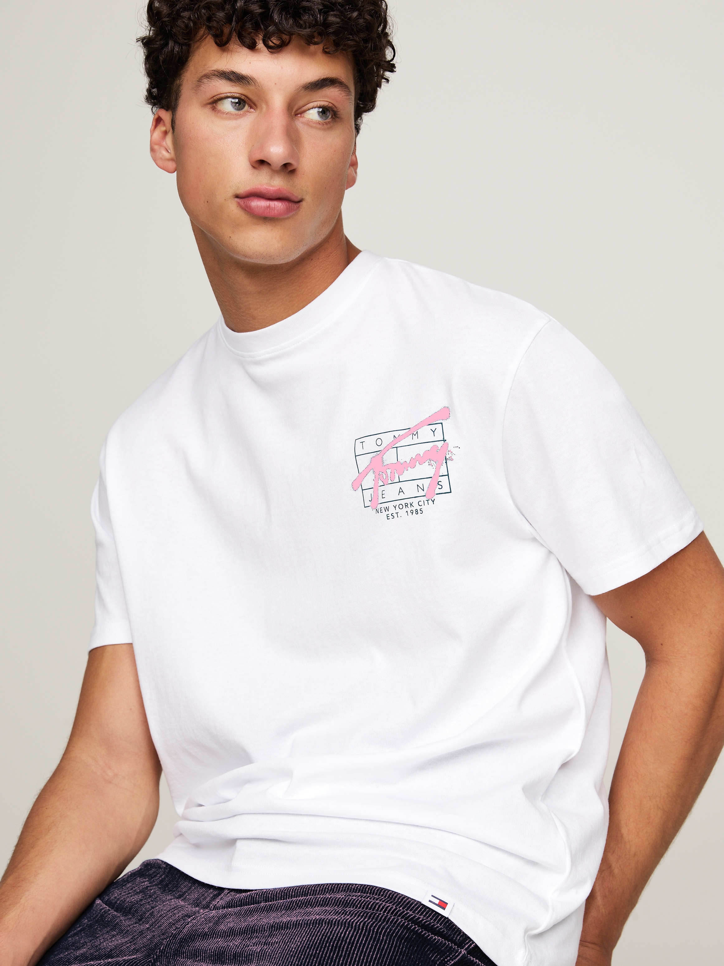 Tommy Jeans Plus T-Shirt »TJM REG SPRAY TEE SS EXT«, Große Größen, mit großem Rückenprint