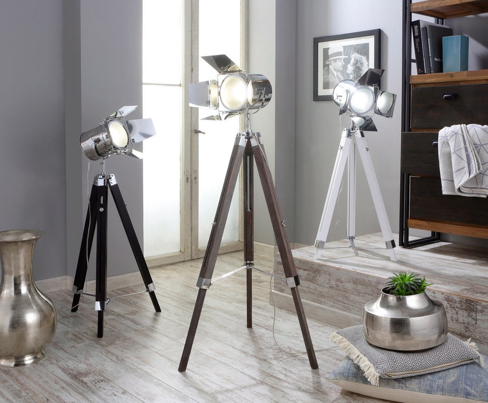 näve Stehlampe »Hollywood«, 1 flammig, Leuchtmittel E27 | ohne Leuchtmittel, Stehleuchte Dreibein aus Holz, Lampe höhenverstellbar, schwenkbar