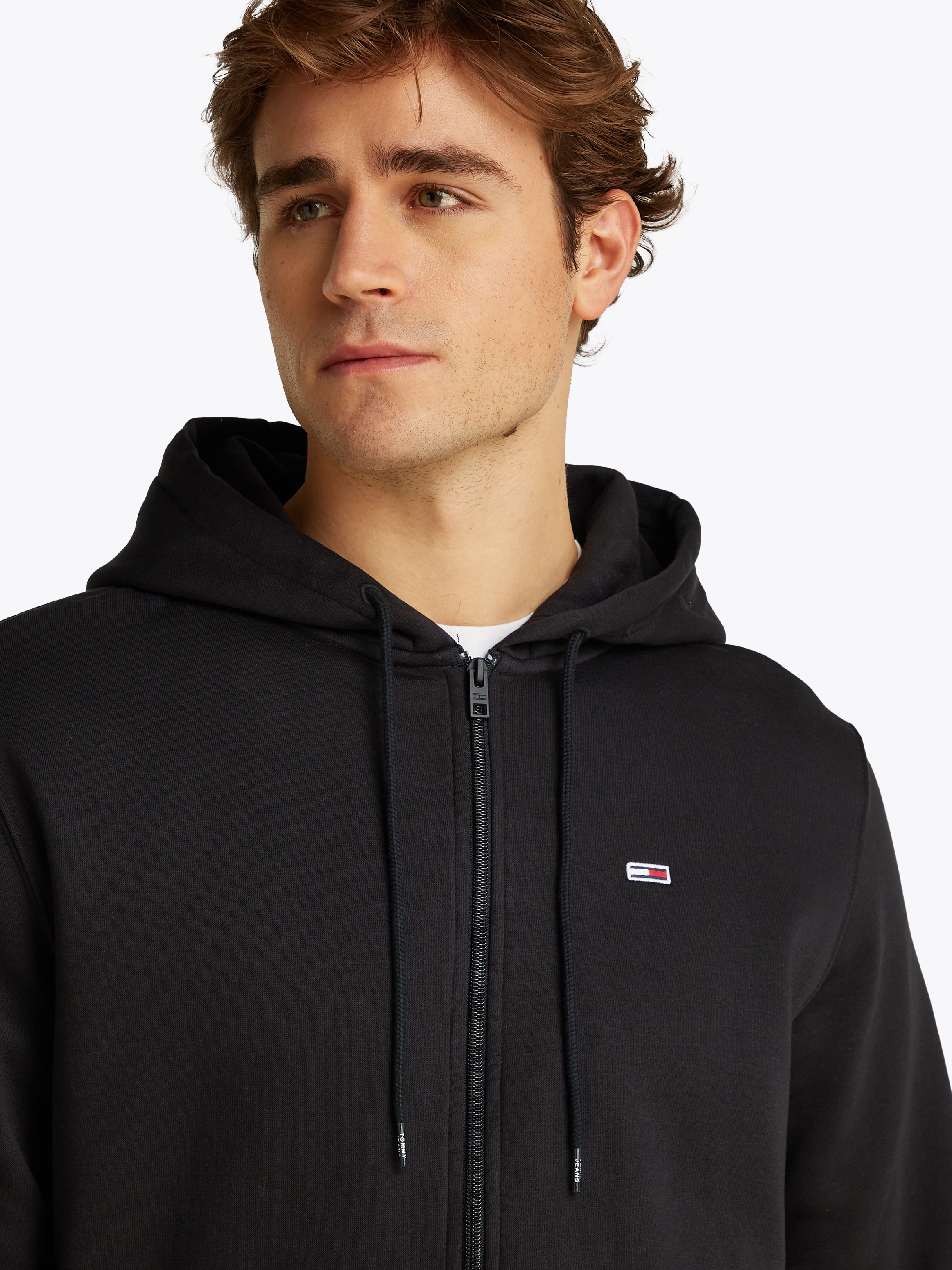 Tommy Jeans Sweatshirt »TJM REG S FLAG ZIP FLEECE THRU«, mit bestickten Markenlogo auf Brusthöhe