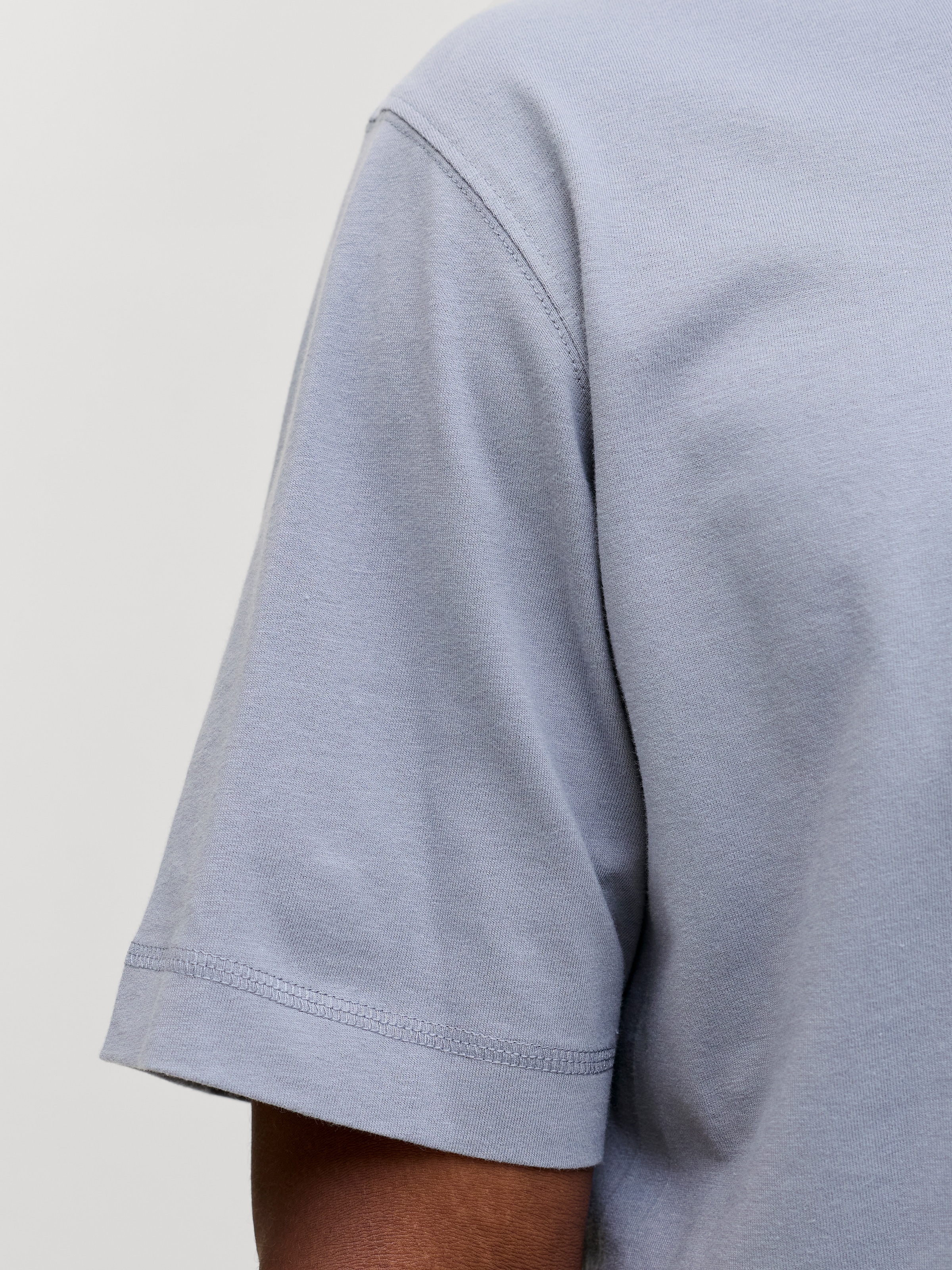 Jack & Jones Kurzarmshirt »JORNORREBRO EMB TEE SS CREW NECK NOOS« mit Logo Print