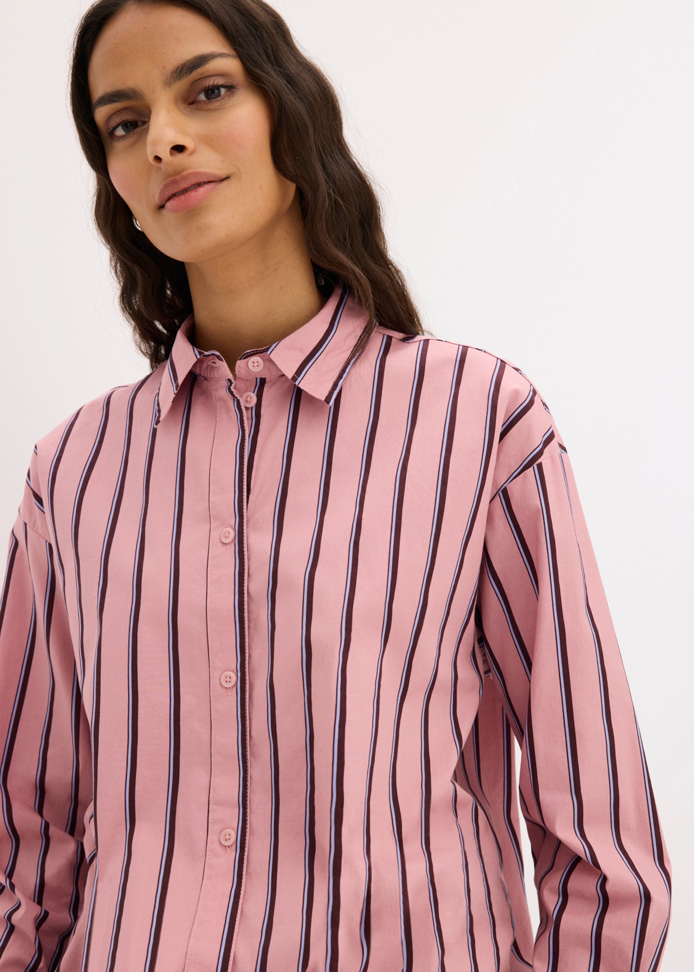 bonprix Hemdbluse Oversize-Passform, hüftbedeckende Länge, mit überschnittener Schulter