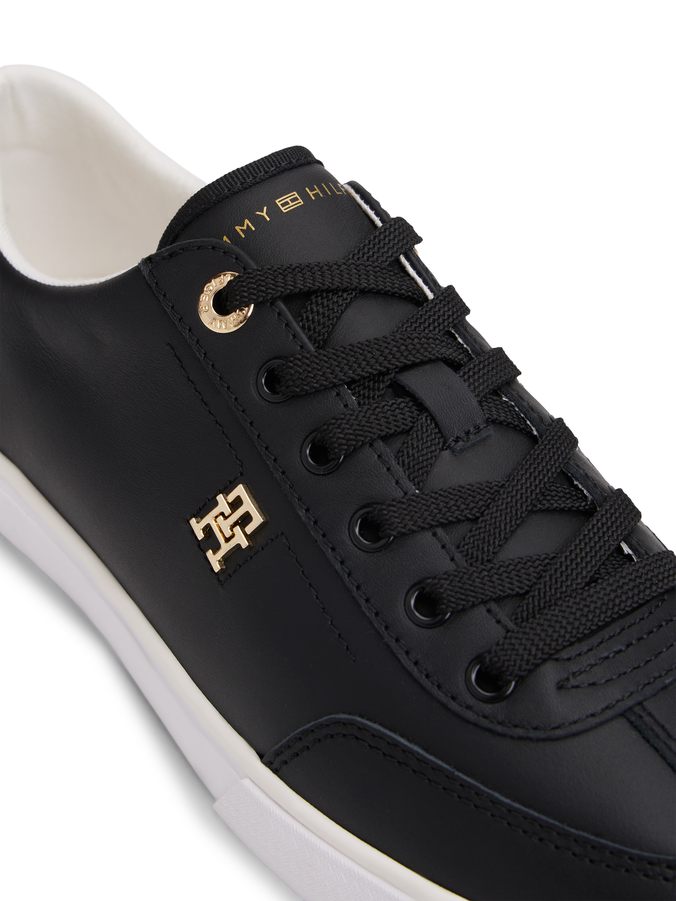 Tommy Hilfiger Plateausneaker »TH CHIC LOW PROFILE VULC«  Halbschuh, Schnürschuh, Freizeitschuh mit seitlichem TH-Logo