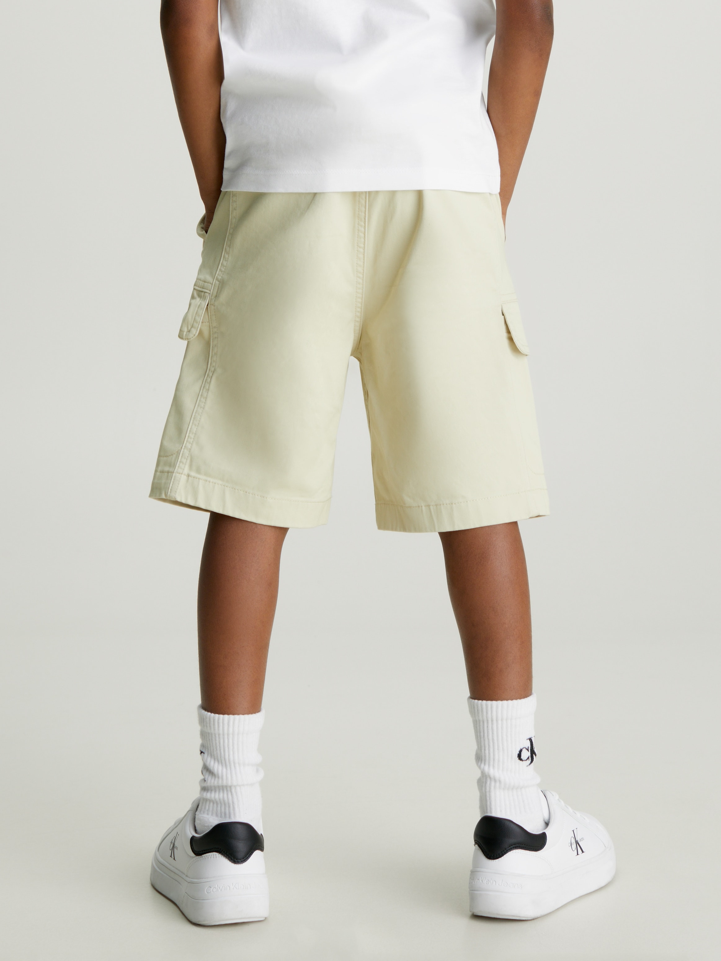 Calvin Klein Jeans Shorts »SATEEN CARGO SHORTS«, Kinder bis 16 Jahre