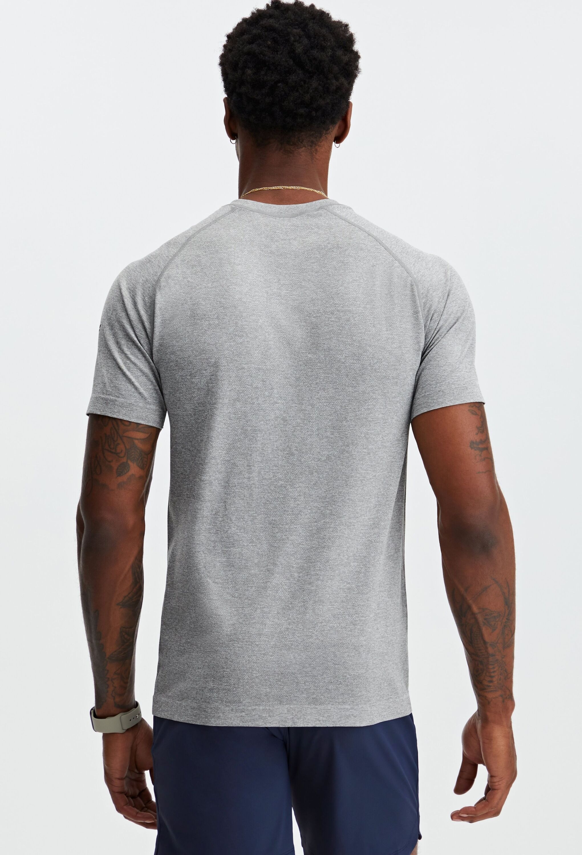 Fabletics T-Shirt »Fabletics TEE The Training Day« aus ultraleichtem, schweißableitenden Performance-Stoff