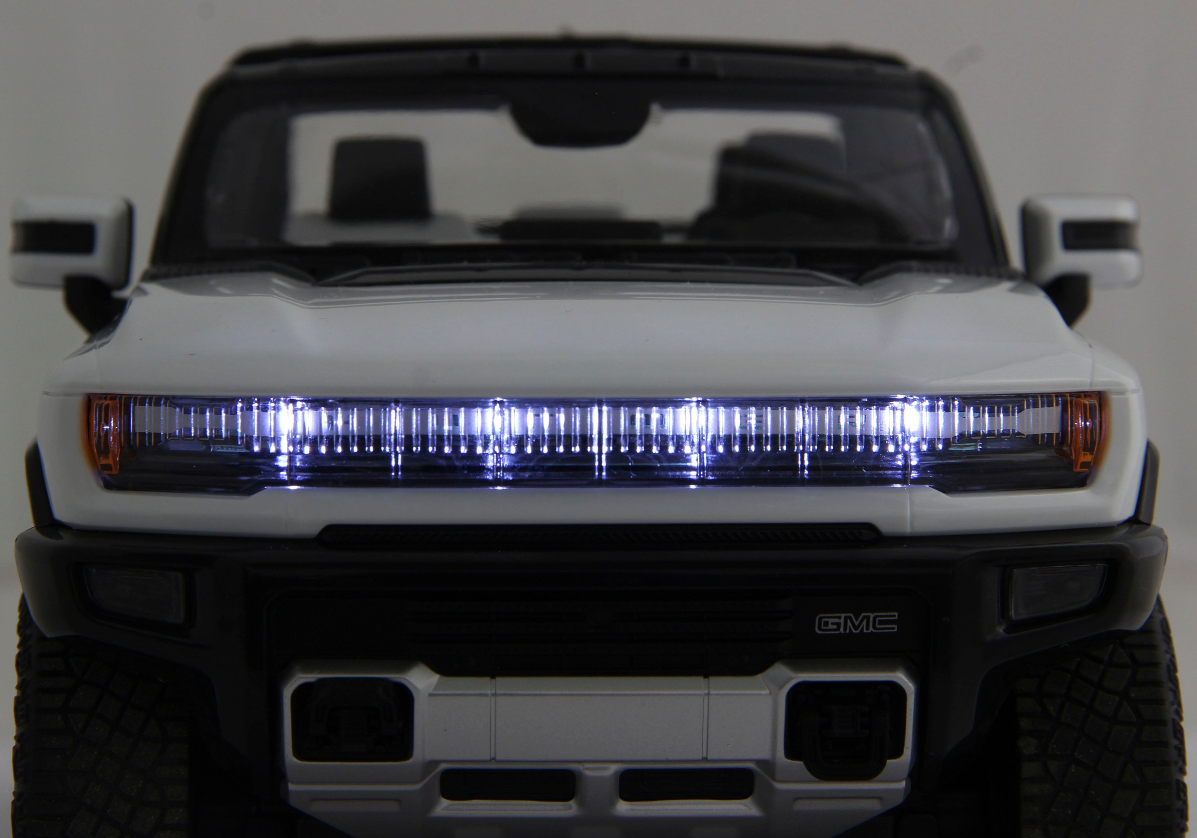 Jamara RC-Auto »Deluxe Cars, Hummer EV 1:16, weiß - 2,4 GHz«, mit LED-Lichtern