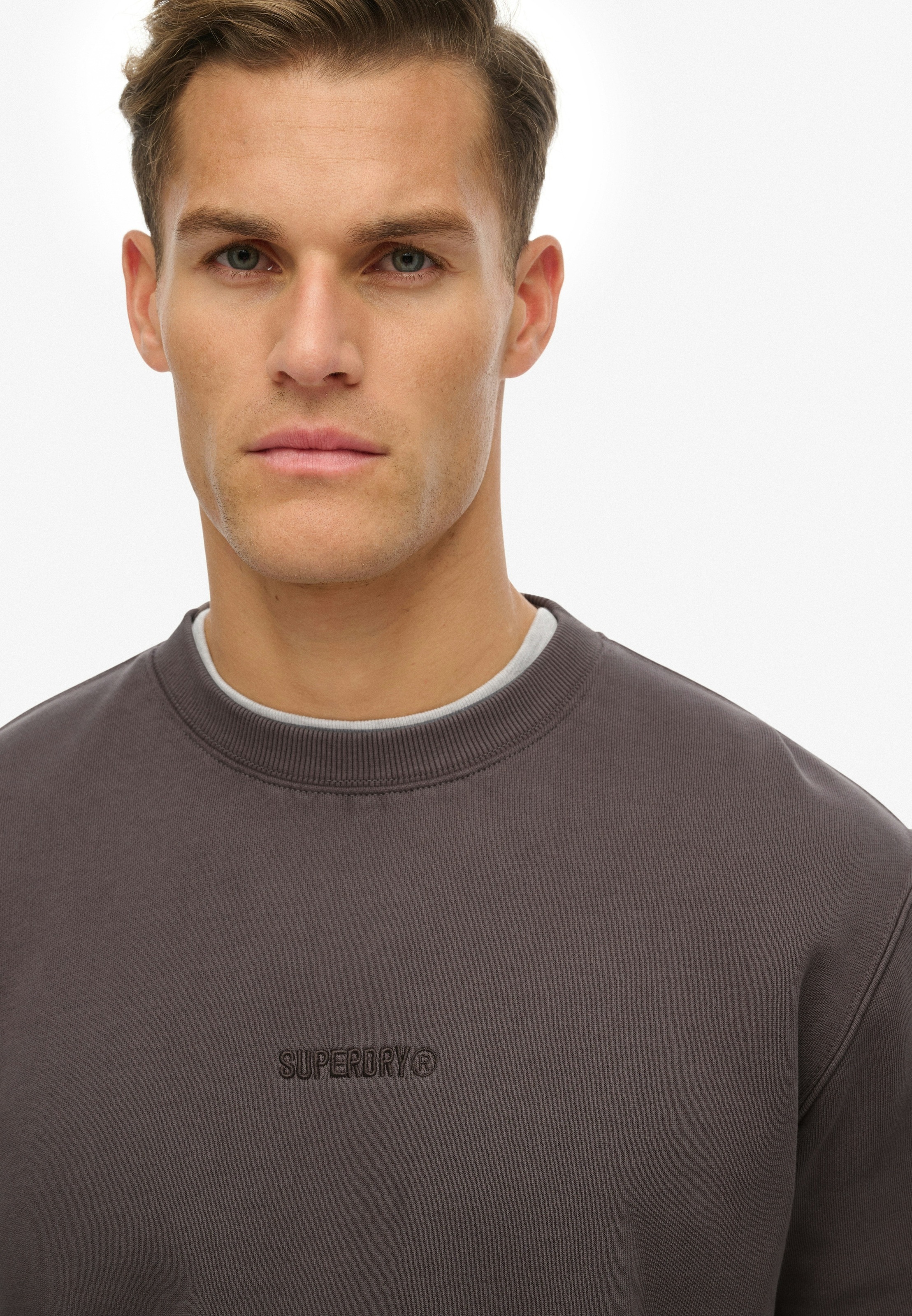Superdry Sweatshirt »MICRO LOGO CREW«, aus Baumwolle und Polyester, Relaxed Fit, angeraute Sweatware
