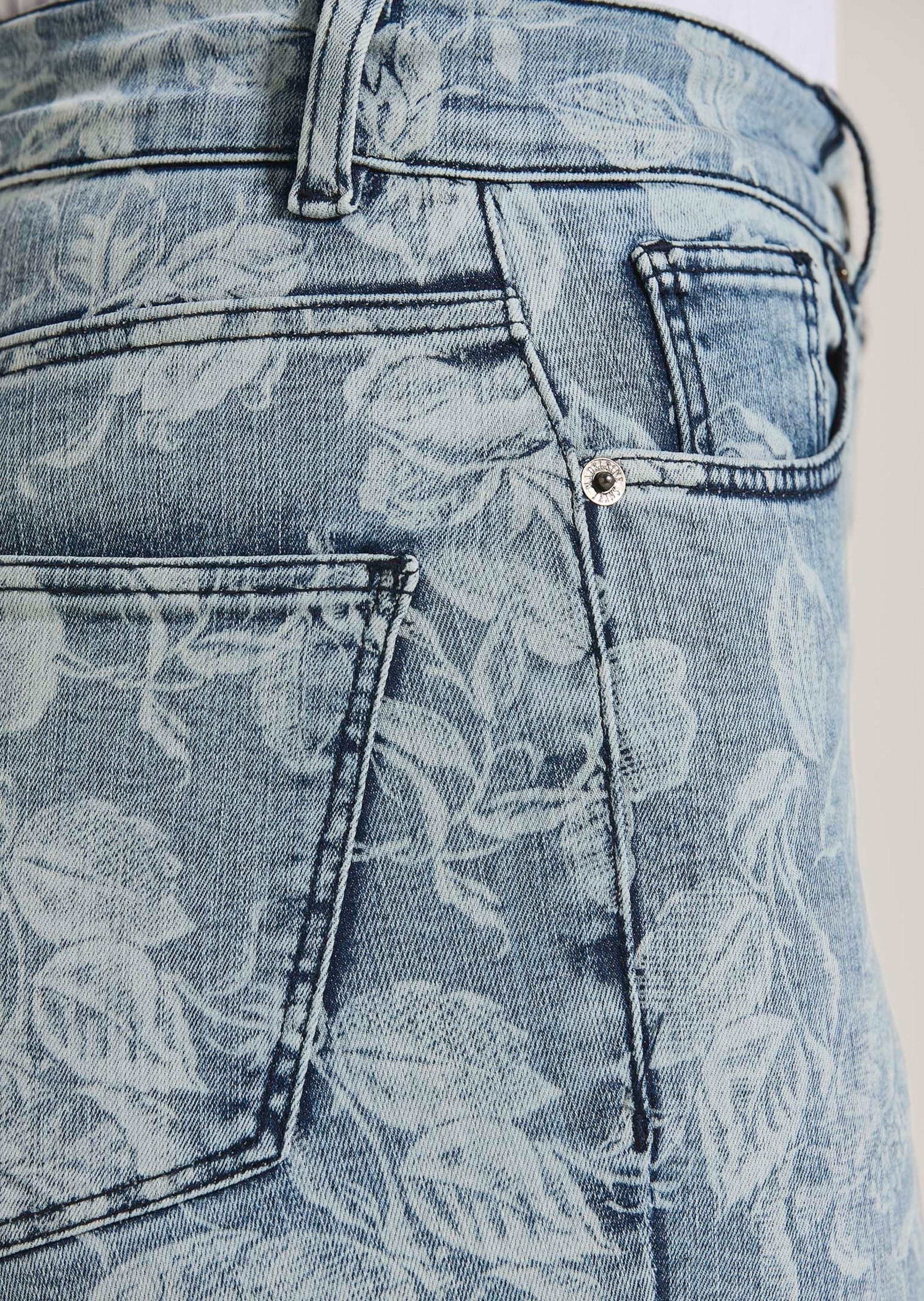 MADELEINE Regular-fit-Jeans »Jeans Schlanke Five-Pocket mit Unikat-Print«