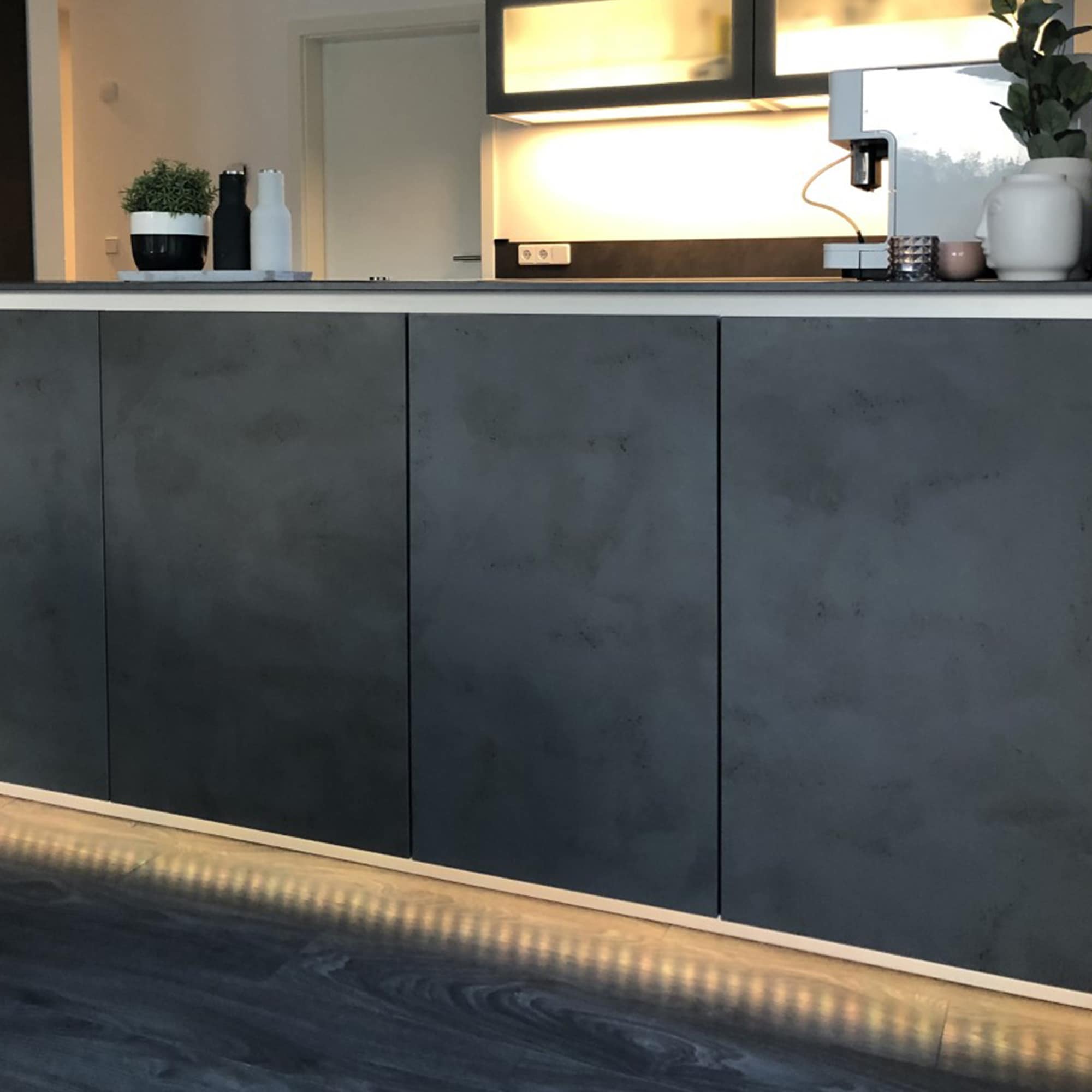 B.K.Licht LED Stripe, RGB-LED Flexband 5 Meter, inkl. 150 x RGB-LED je 0,16 Watt, Gesamtwatt 24 Watt, inkl. IR Fernbedienung, Farbwechsler