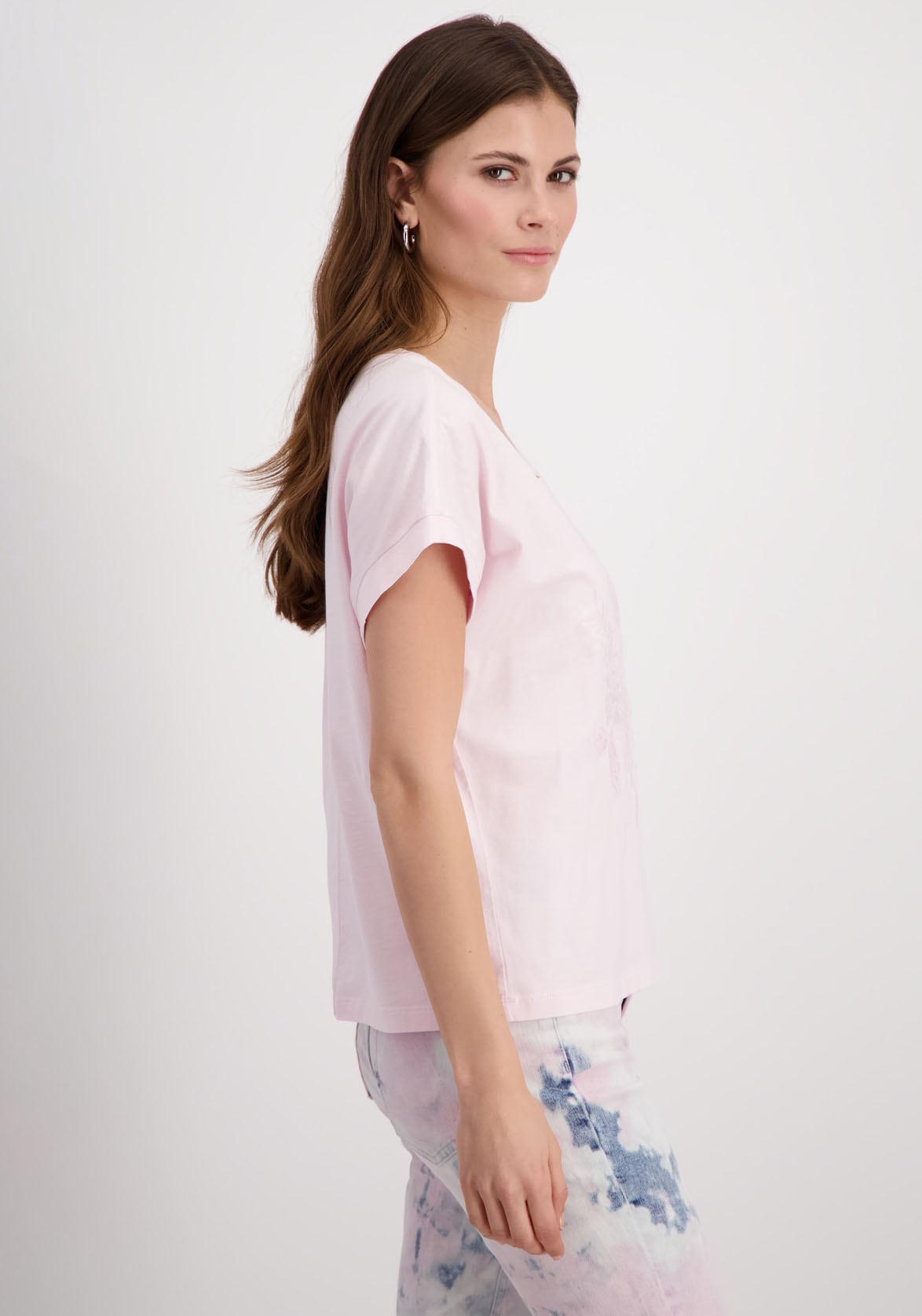 Monari Rundhalsshirt, mit gestickten Blumen