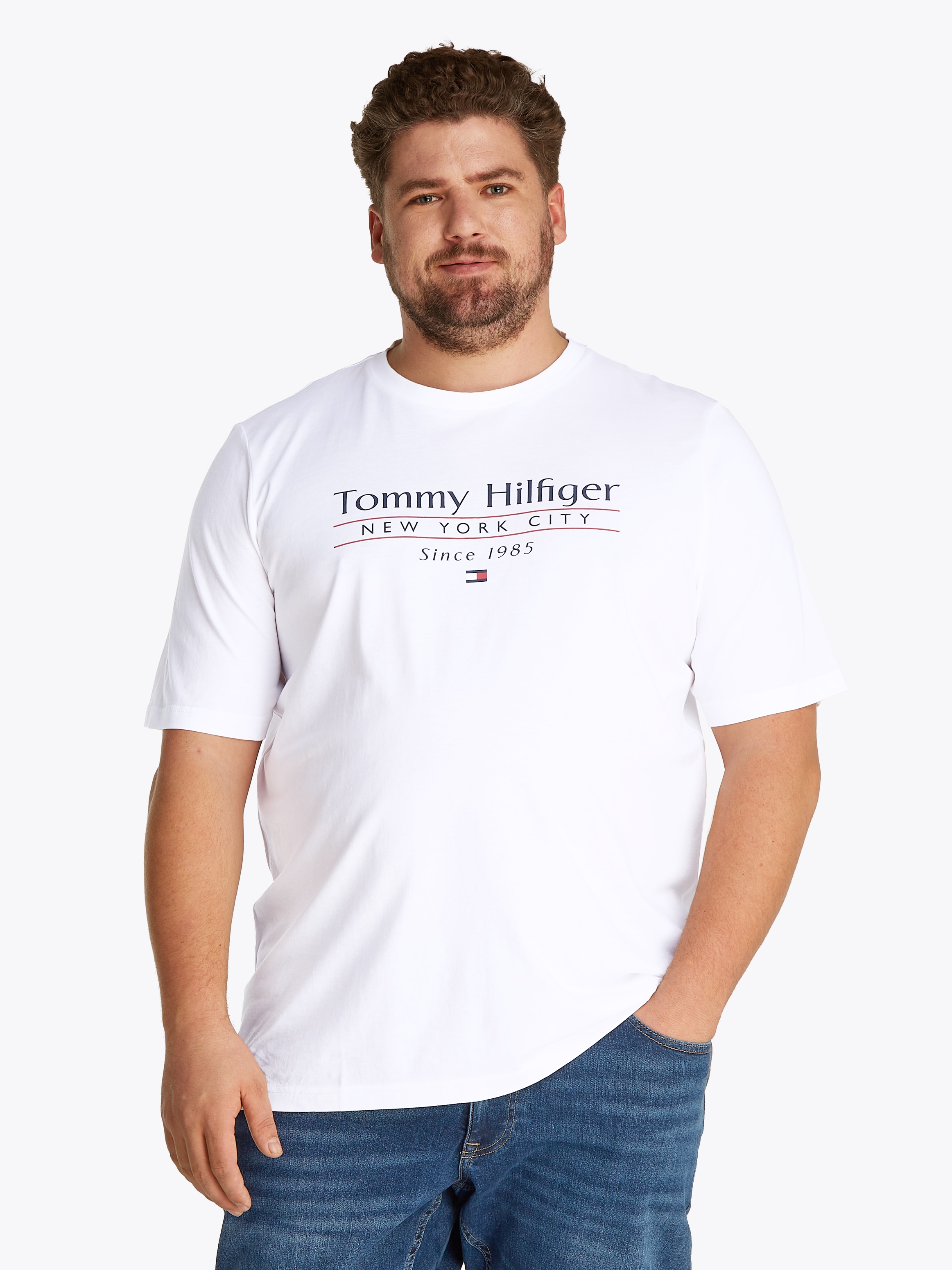 Tommy Hilfiger Big & Tall T-Shirt »BT-HILFIGER CENTER STACK TEE-B«, Große Größen, mit mehrfarbigen Print
