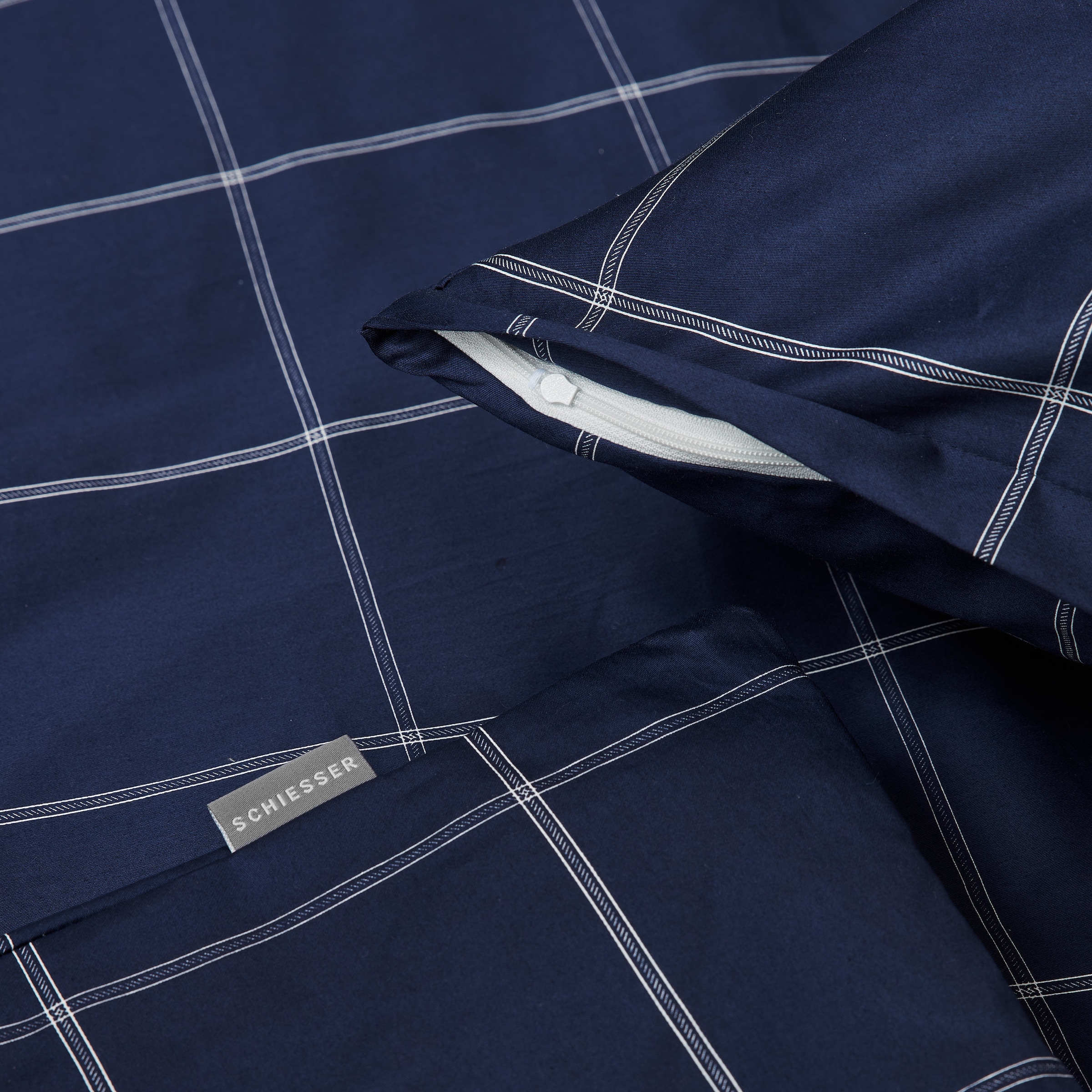 Schiesser Bettwäsche »Josh aus weichem Baumwoll-Satin mit kariertem Muster«, Made in Green