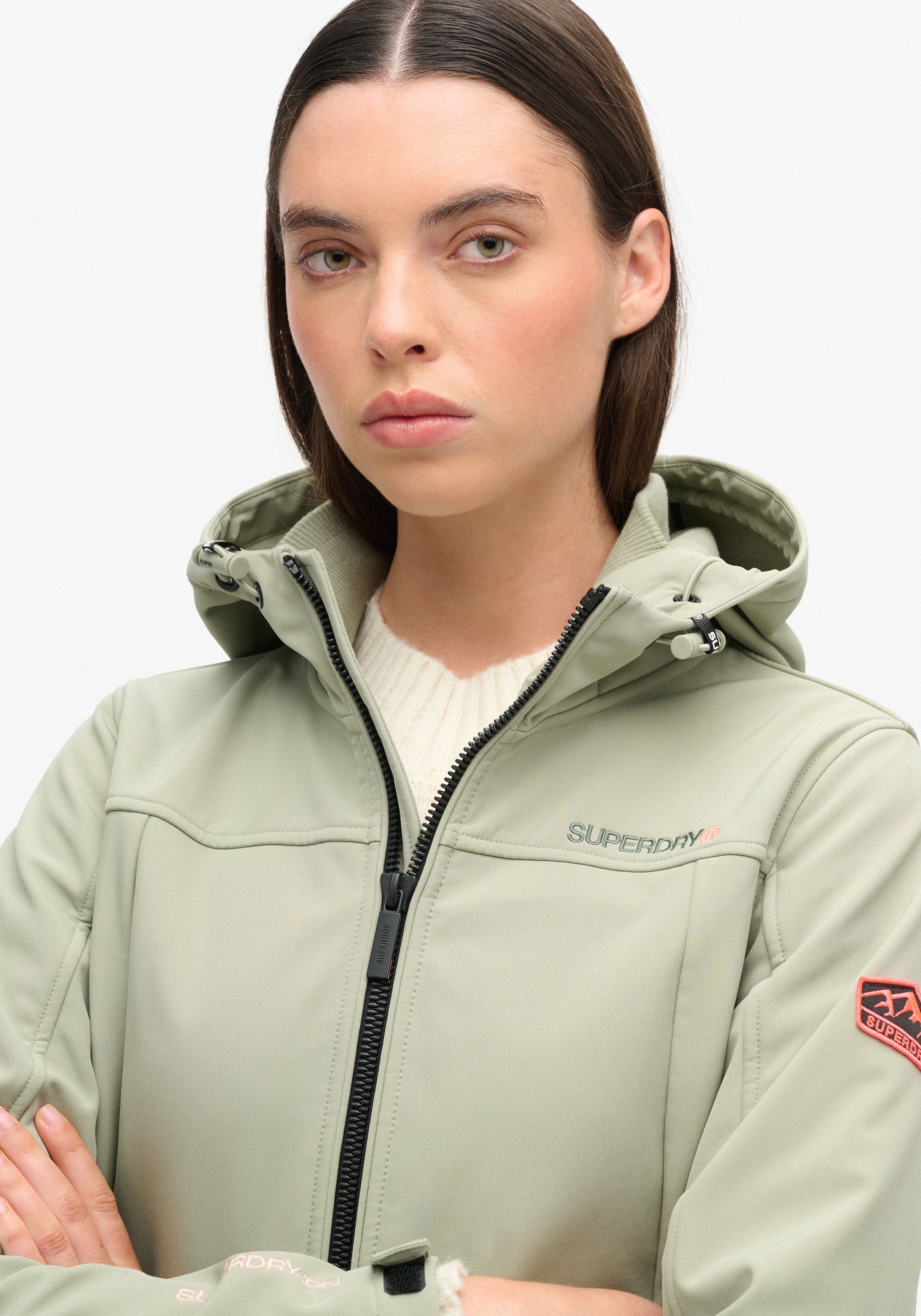Superdry Outdoorjacke »HOODED CLASSIC TREKKER JKT«, mit Kapuze