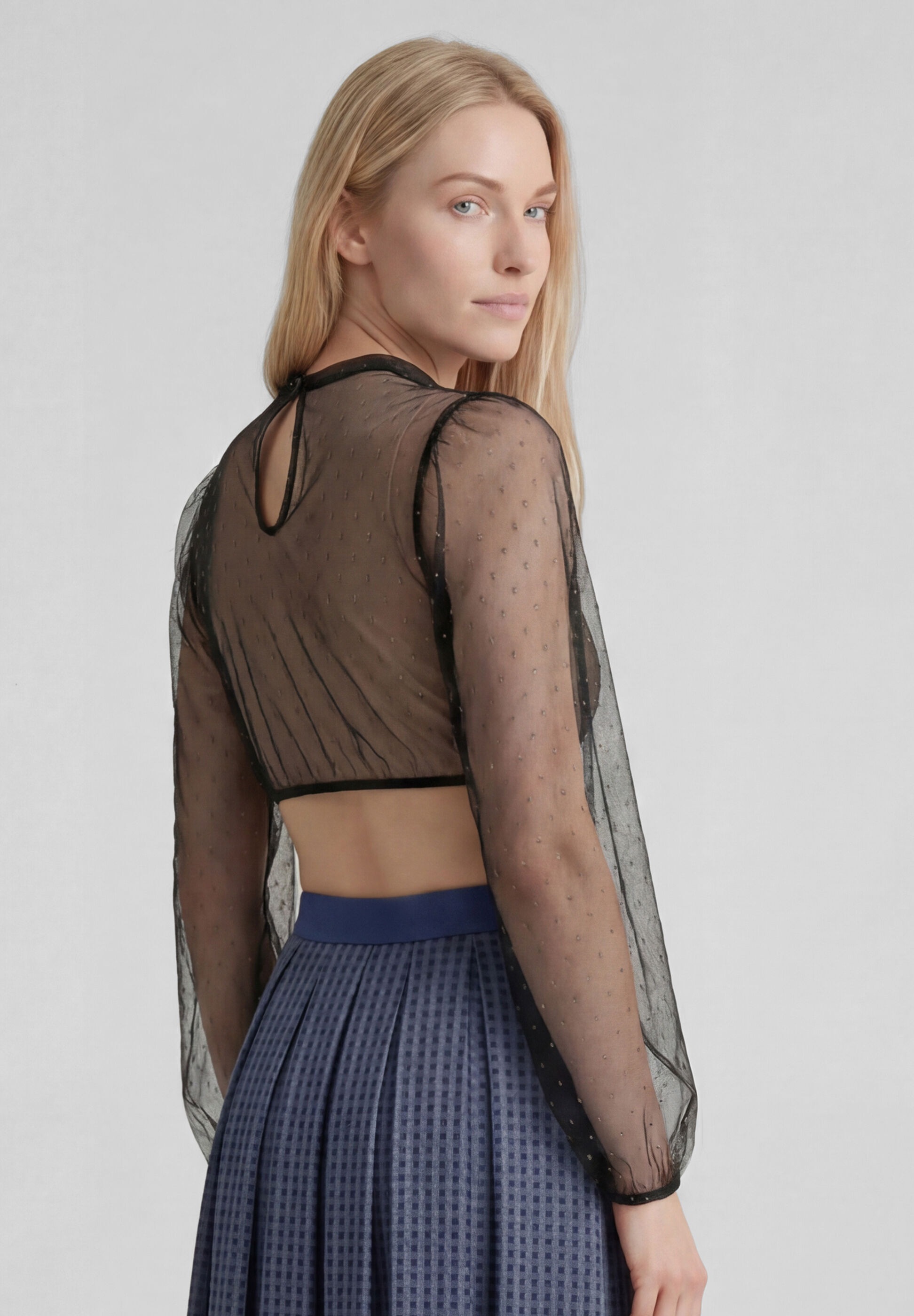 Spieth & Wensky Dirndlbluse »Spieth & Wensky Kiki Kiki« mit femininem Ausschnitt