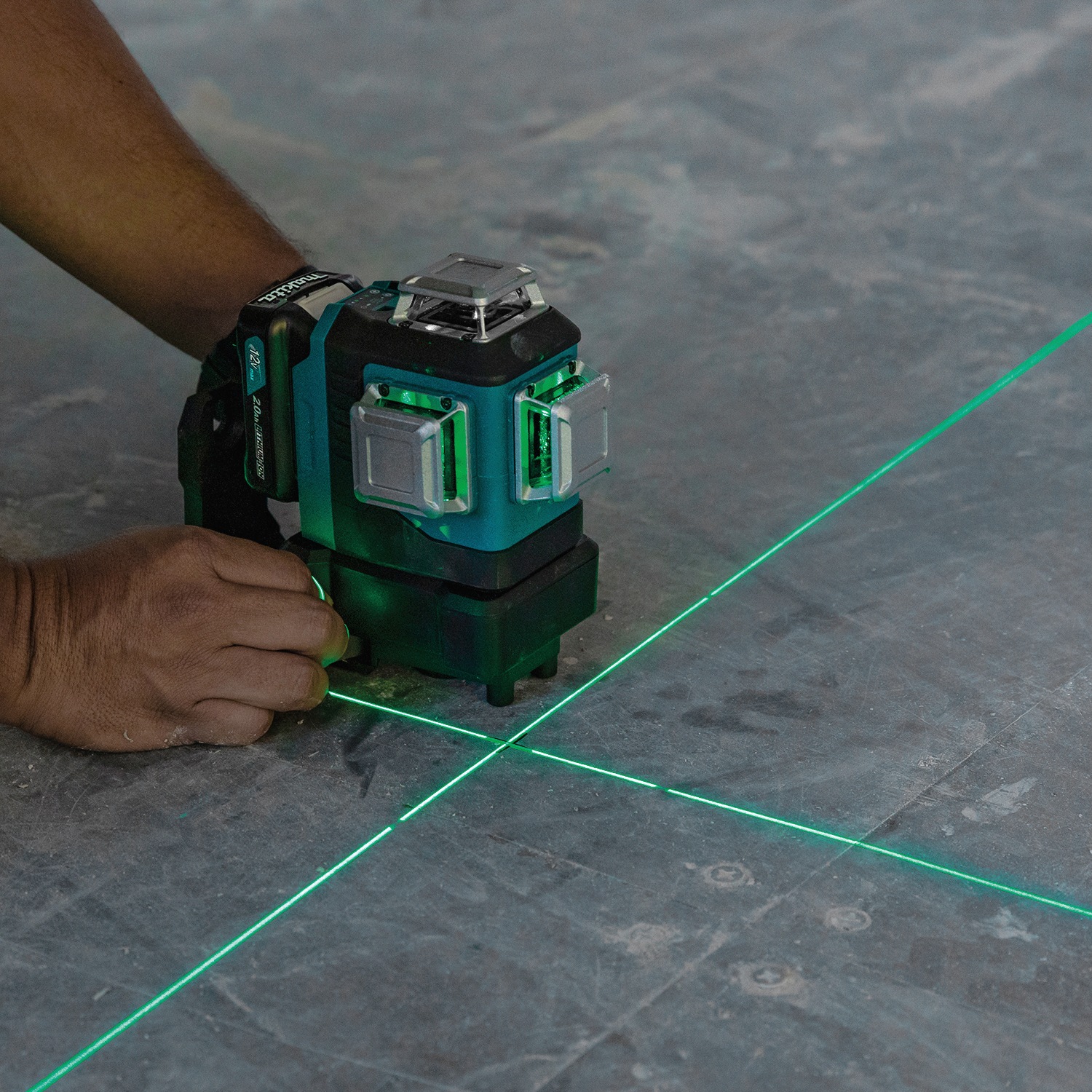 Makita Linienlaser »SK700GD«, ohne Akku und Ladegerät
