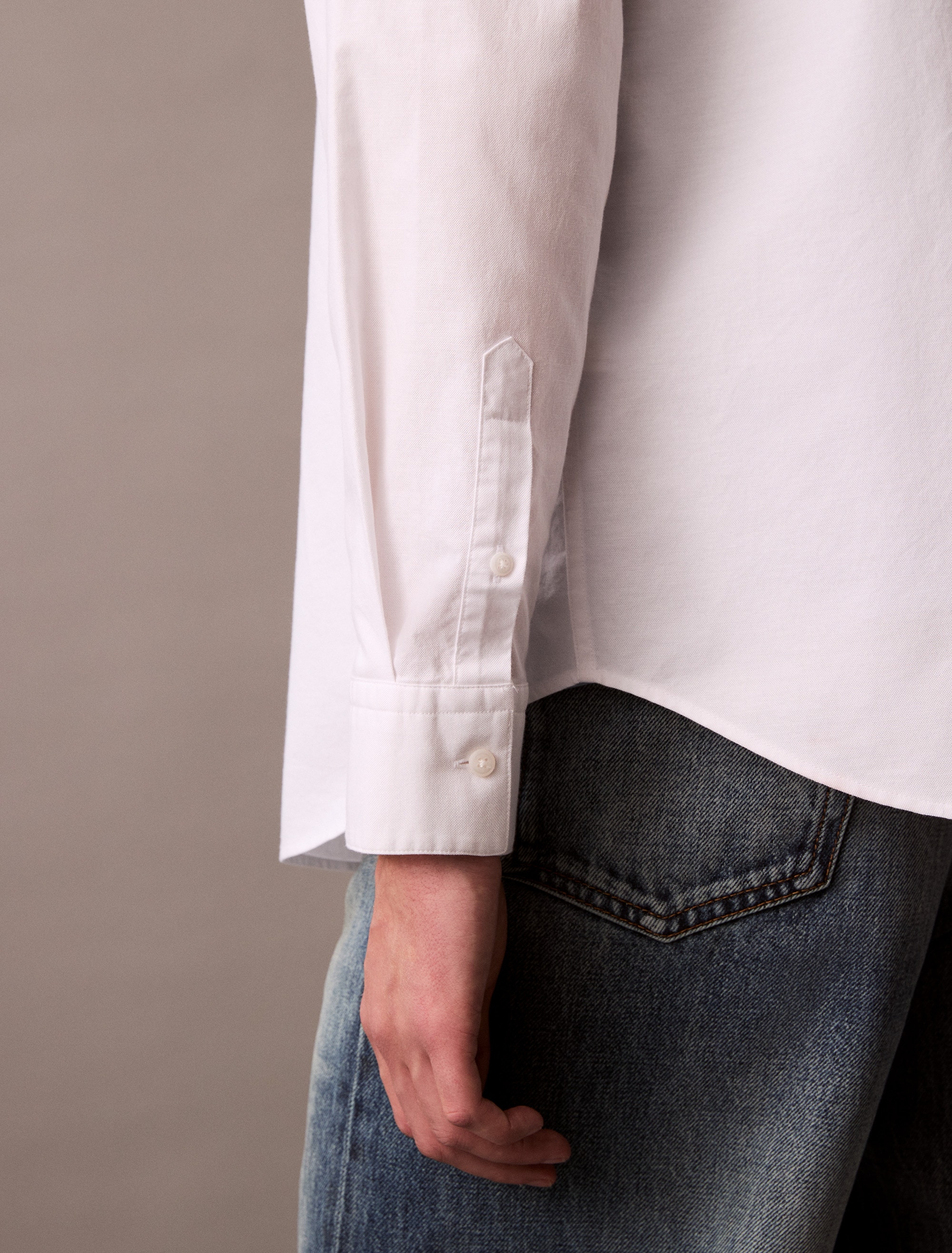 Calvin Klein Jeans Langarmhemd »LS SOLID OXFORD CLASSIC SHIRT«, Mit Rundhalsausschnitt