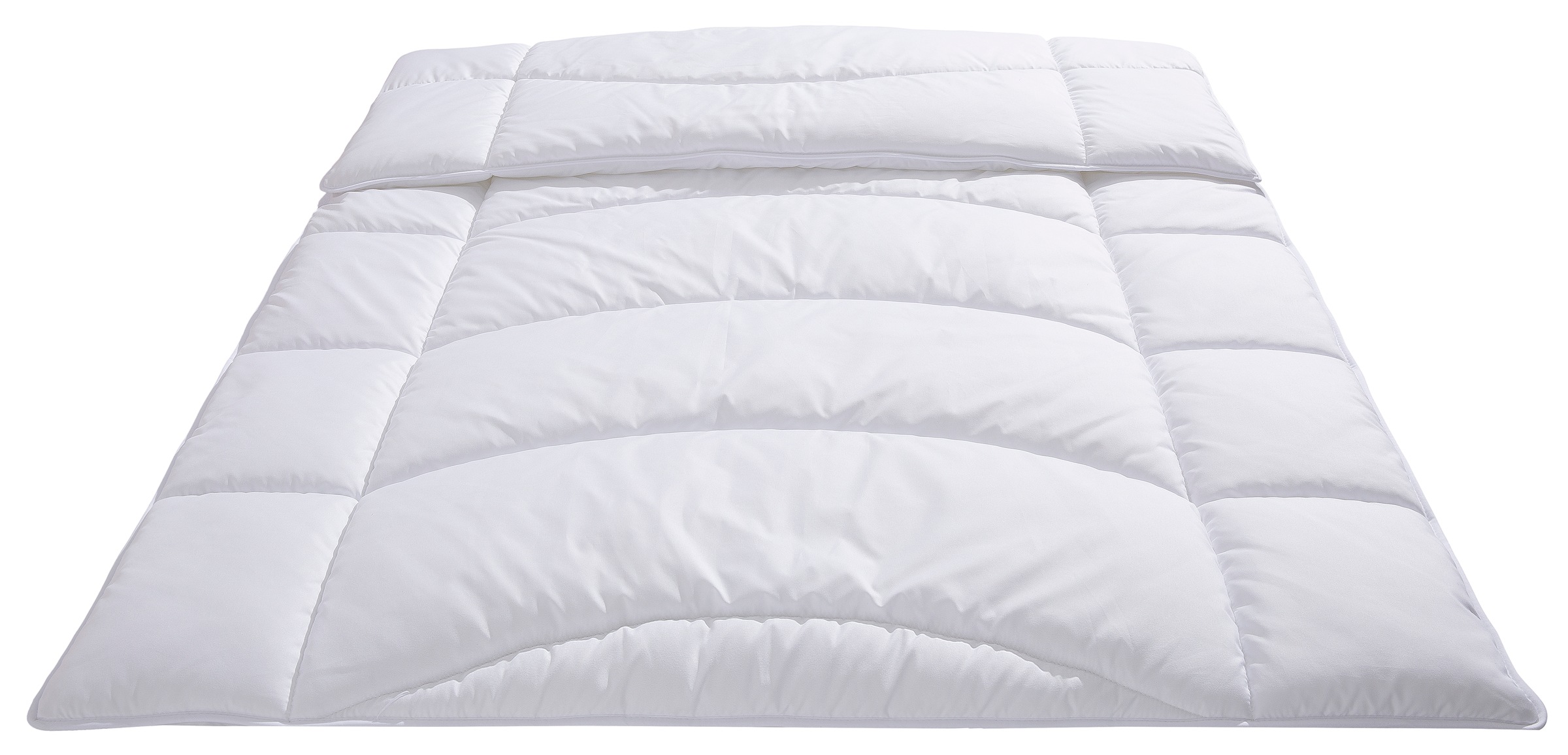 OTTO products Kunstfaserbettdecke »Ellita, Bettdecke in 135x200 cm und weiteren Größen erhältlich«, warm, Füllung Polyester, Bezug Polyester, (1 St.), Unterstütze beim Kauf den Ozean, durch Verwendung recycelter Fasern