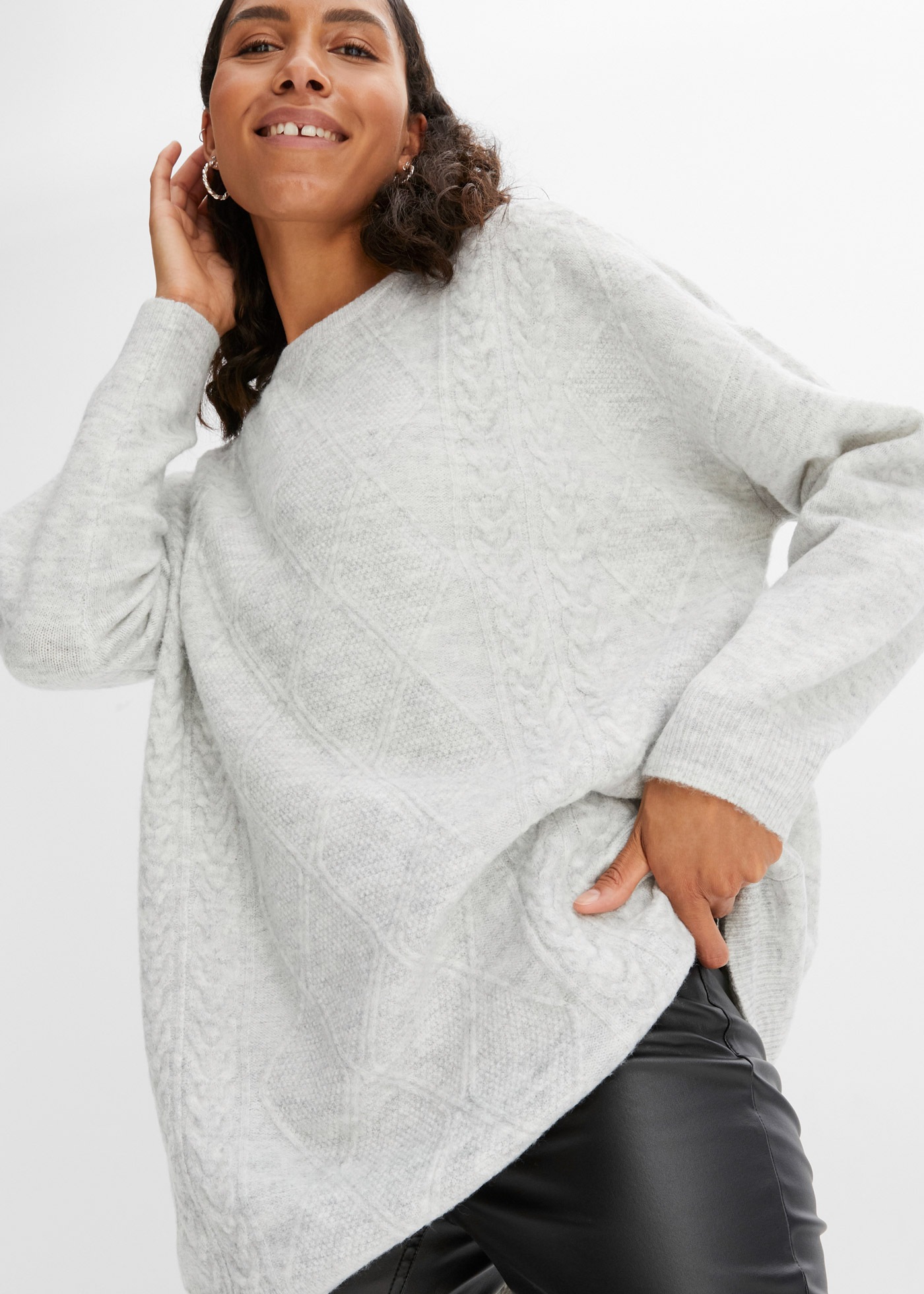 bonprix Strickpullover aus Polyacryl, Polyester und Elasthan, mit Zopfmuster