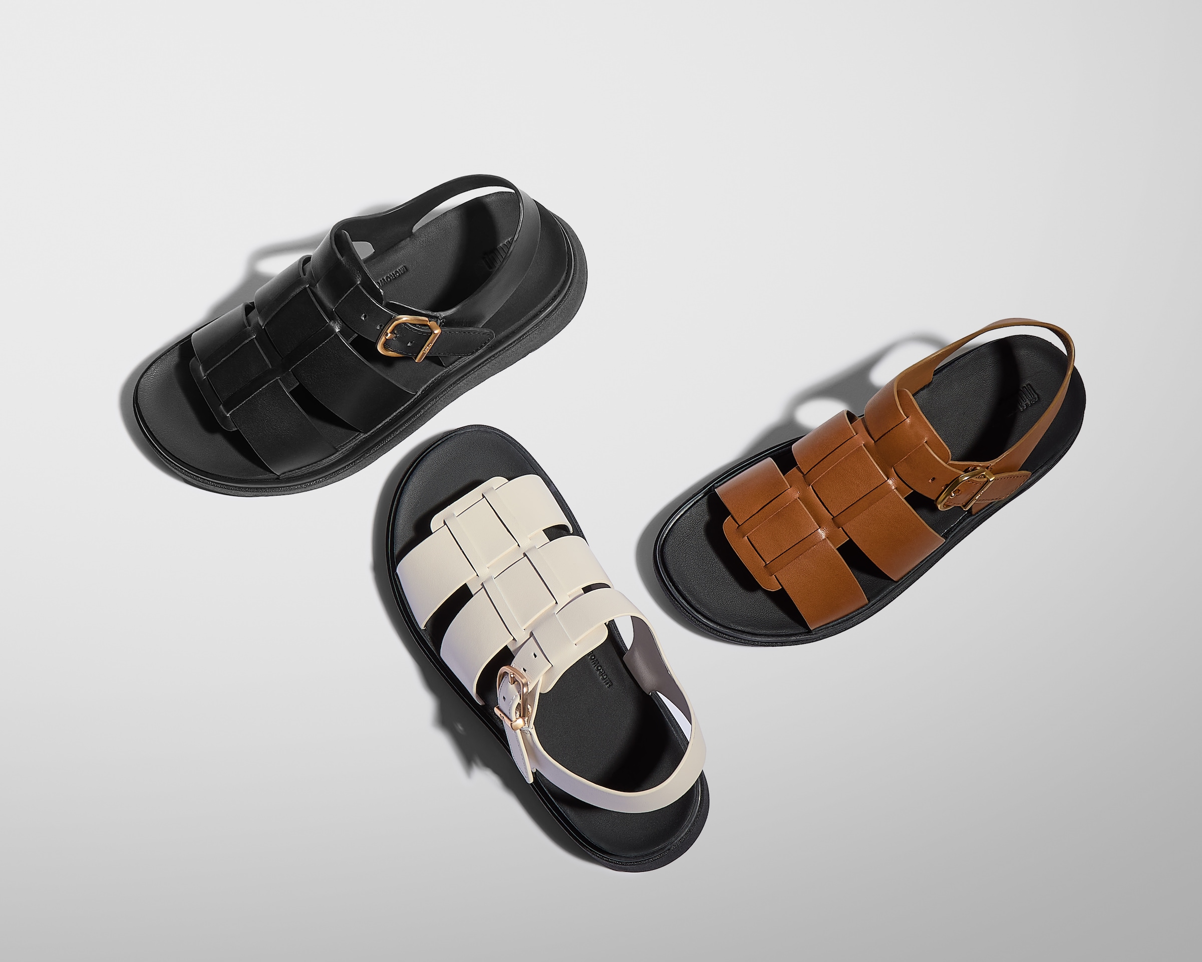 Fitflop Riemchensandale »GEN-FF LEATHER FISHERMAN SANDALS«  Keilabsatz, Sommerschuh, Sandalette, verstellbarer Schnallenverschluss