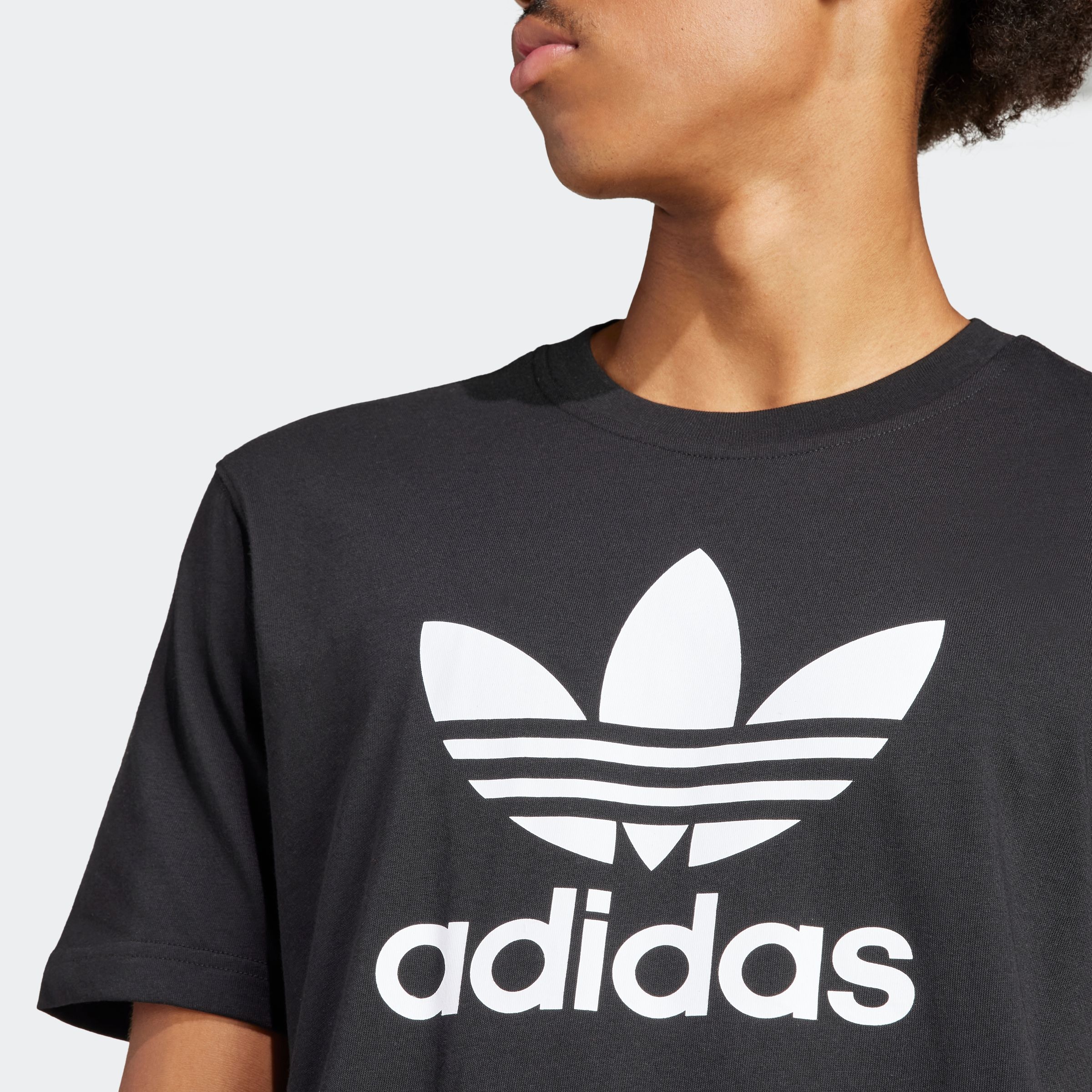 adidas Originals T-Shirt »TREFOIL T-SHIRT«, Basic Shirt mit großem Trefoil Logoprint