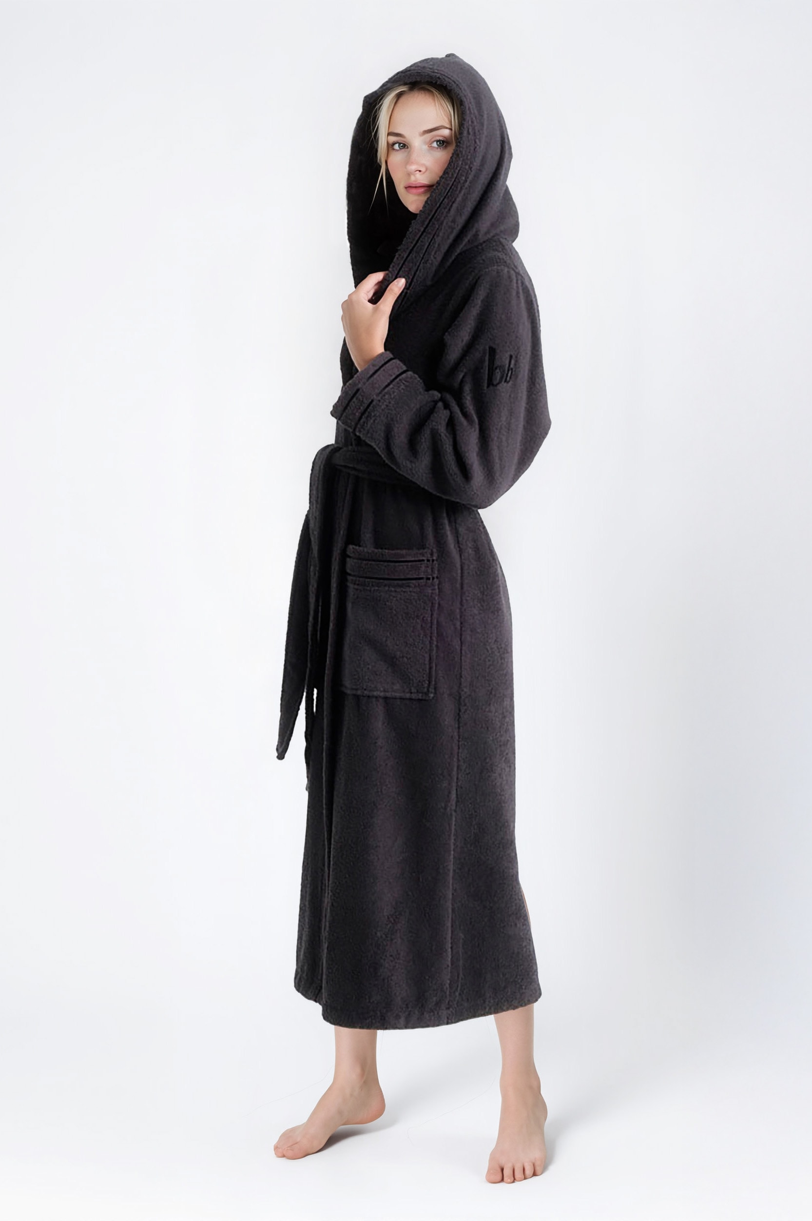 Bruno Banani Damenbademantel »Clement, ideal für Sauna & Spa, Hotelbademantel, Morgenmantel«, (1 St.), 100% Baumwolle, einfarbig, glänzende Streifen-Bordüre, Taschen, XS-3XL