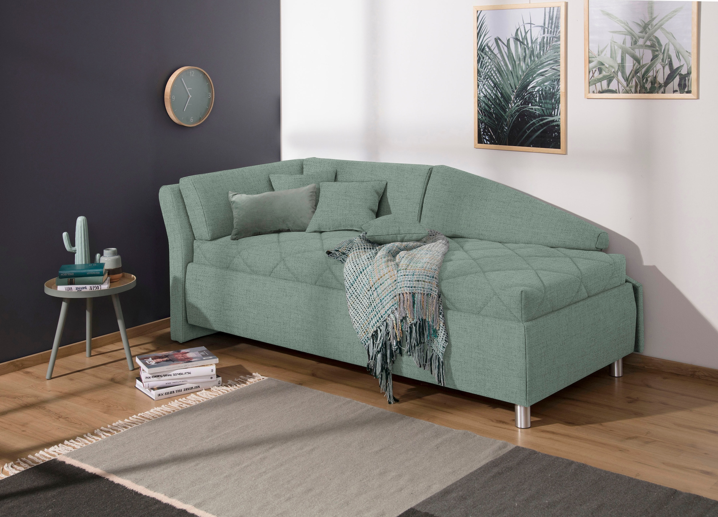 alina Schlafsofa »Lindsay«, Bettkasten, Zierkissen-Set aus: 2 Stk. 40x40cm, 1 Stk. 30x30cm