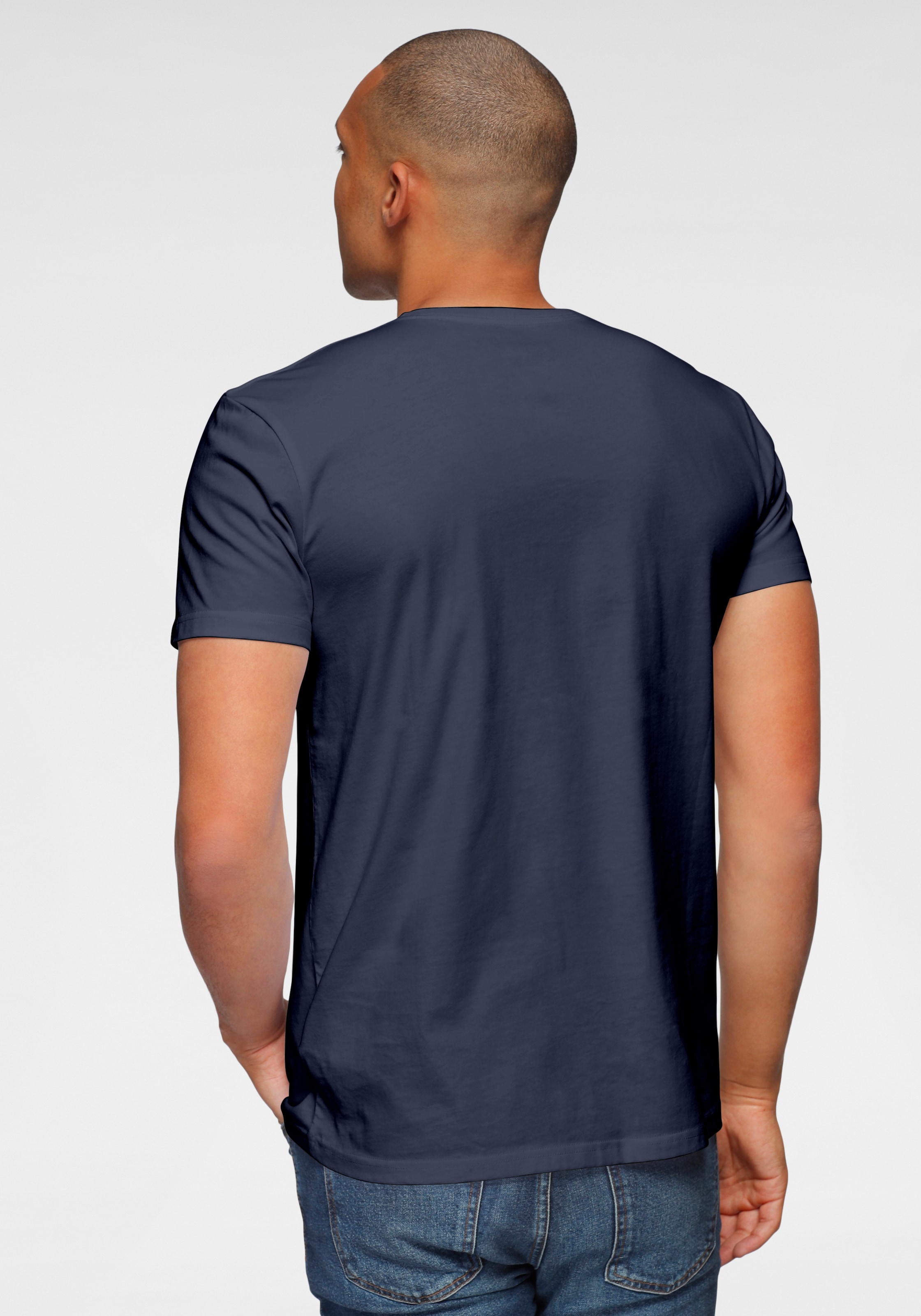 Converse T-Shirt »STANDARD FIT CENTER FRONT LARGE LOGO STAR CHEV  SS TEE«