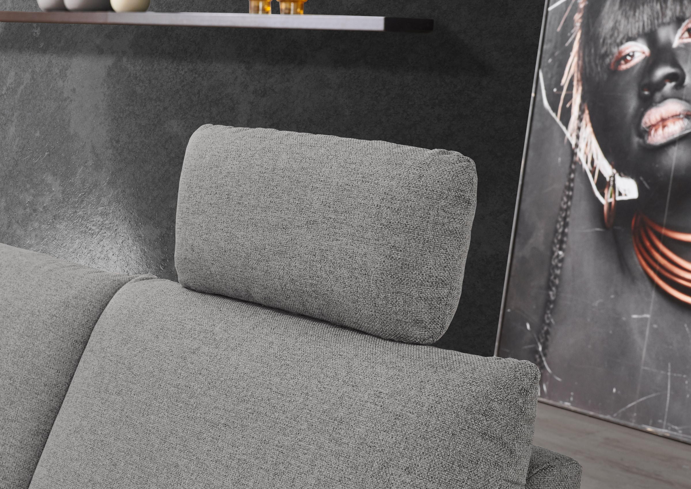 Places of Style Ecksofa »Sarsina: mit Tonnentaschen-Federkern, perfekt zum Entspannen L-Form«, inklusive 2 motorischen Relaxfunktionen mit Herz-Waage-Beschlag