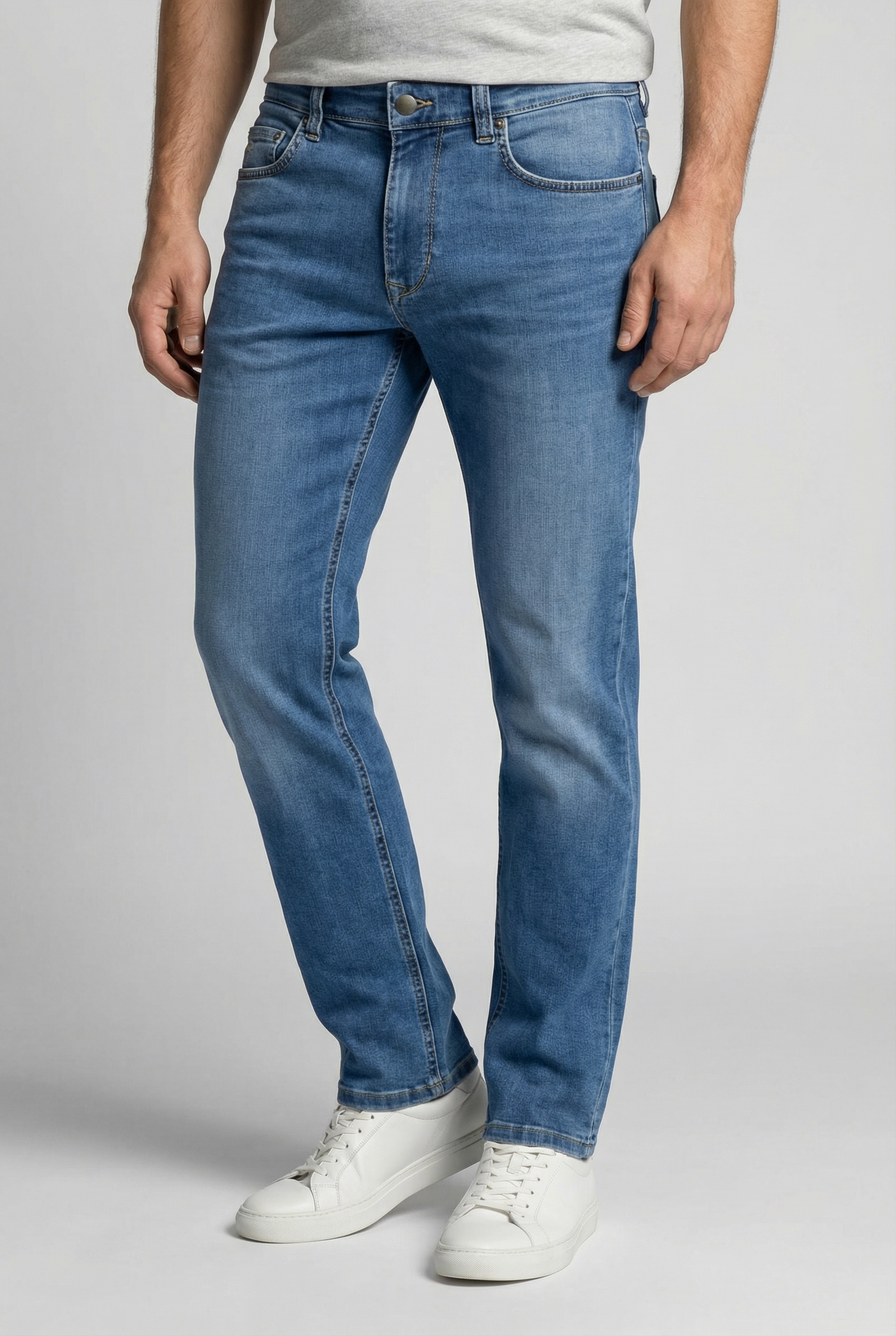 FYNCH-HATTON Tapered-fit-Jeans Regular Fit, mit Eingrifftaschen, Gesäßtaschen und Coinpocket