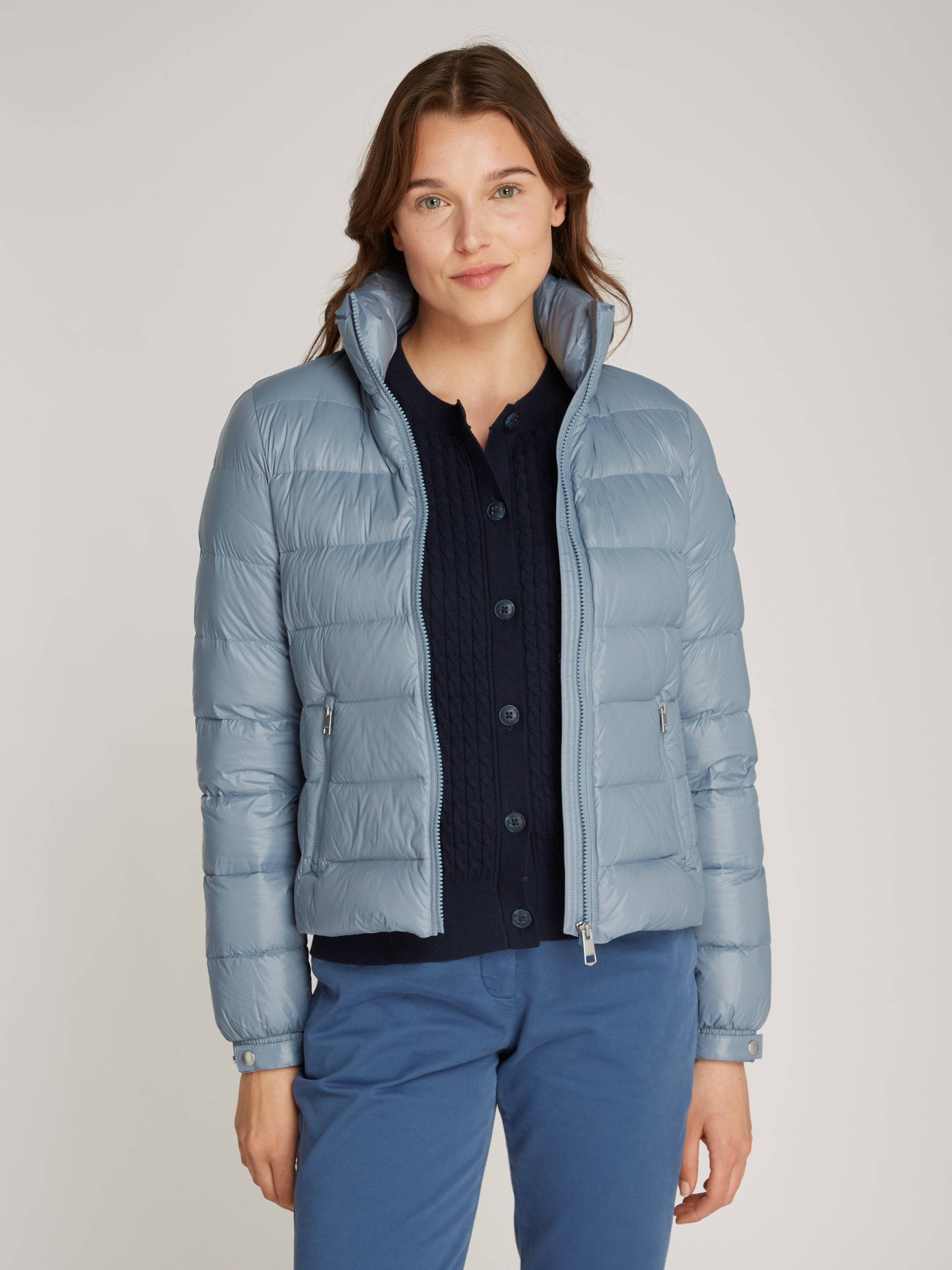 Tommy Hilfiger Steppjacke »LW DOWN FEMININE GLOSS JACKET«, mit leichter Wattierung