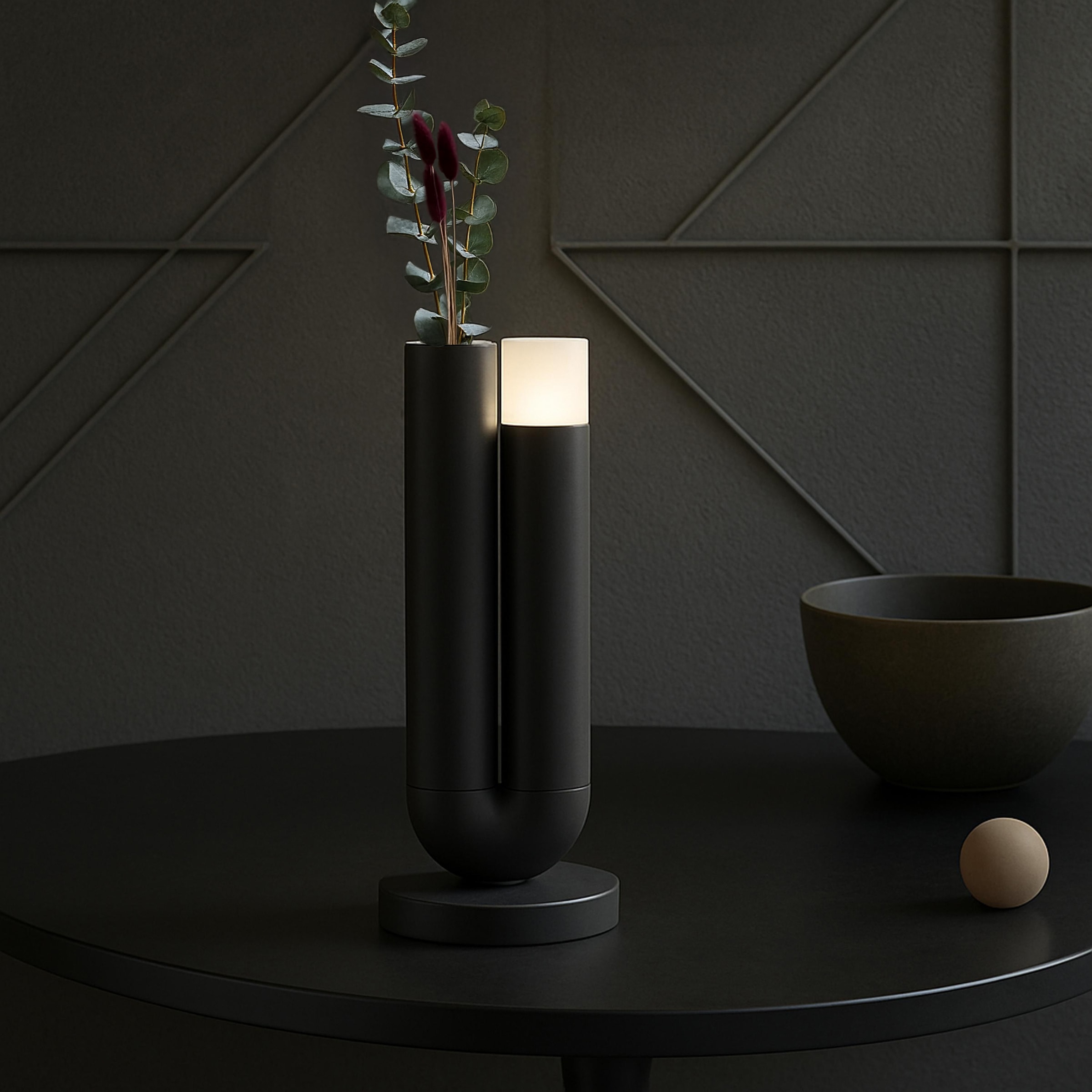 OTTO home LED Tischleuchte »Lynett - Akku Tischlampe, Blumenvase integriert« LED-Modul 1 Stk. Warmweiß inkl. Vase, Akkulampe, wireless charging, 27 cm, kabellose Lampe, Deko