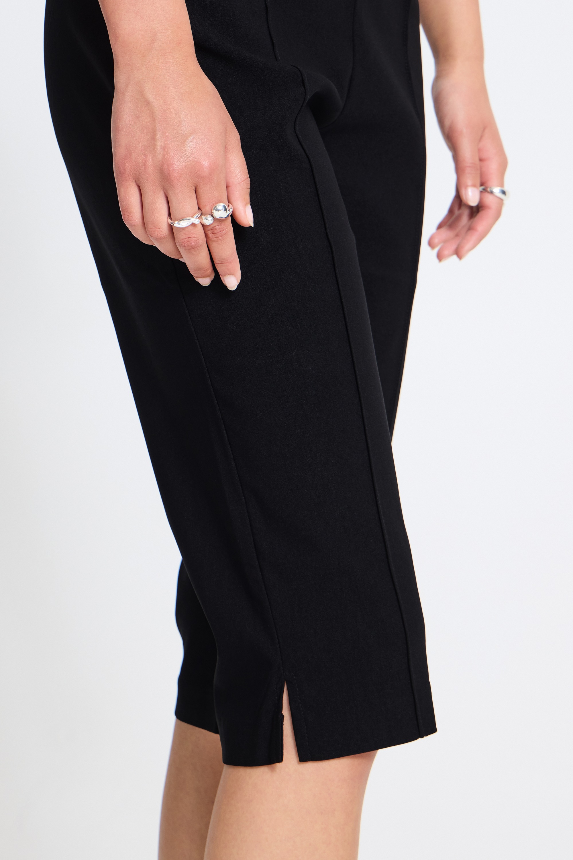 Ichi Shorts »Damen Freizeitshorts IHFONZO«