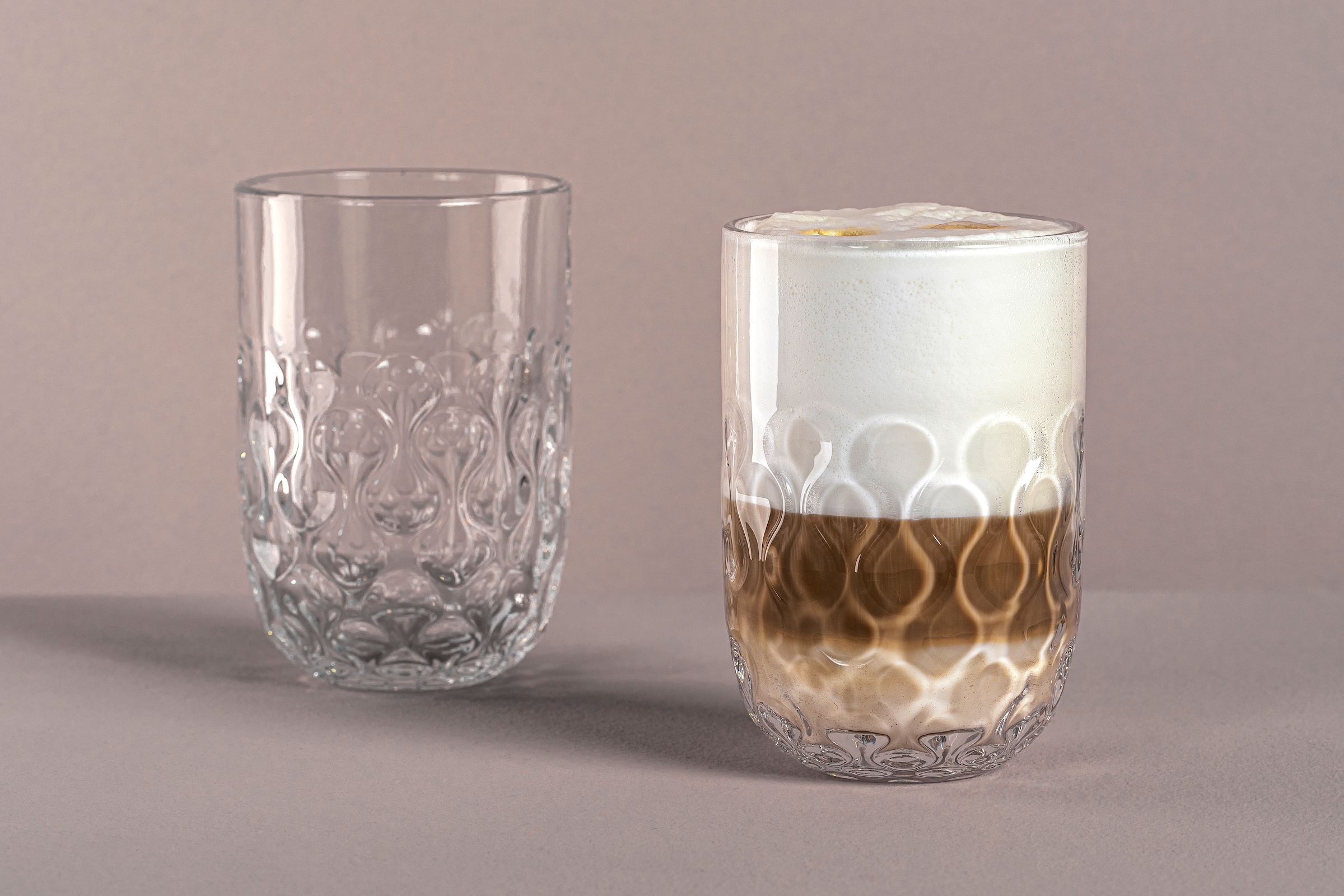 LEONARDO Latte-Macchiato-Glas »GOCCE, 380 ml, 6er-Set« 2. Variante, mit Tropfenrelief