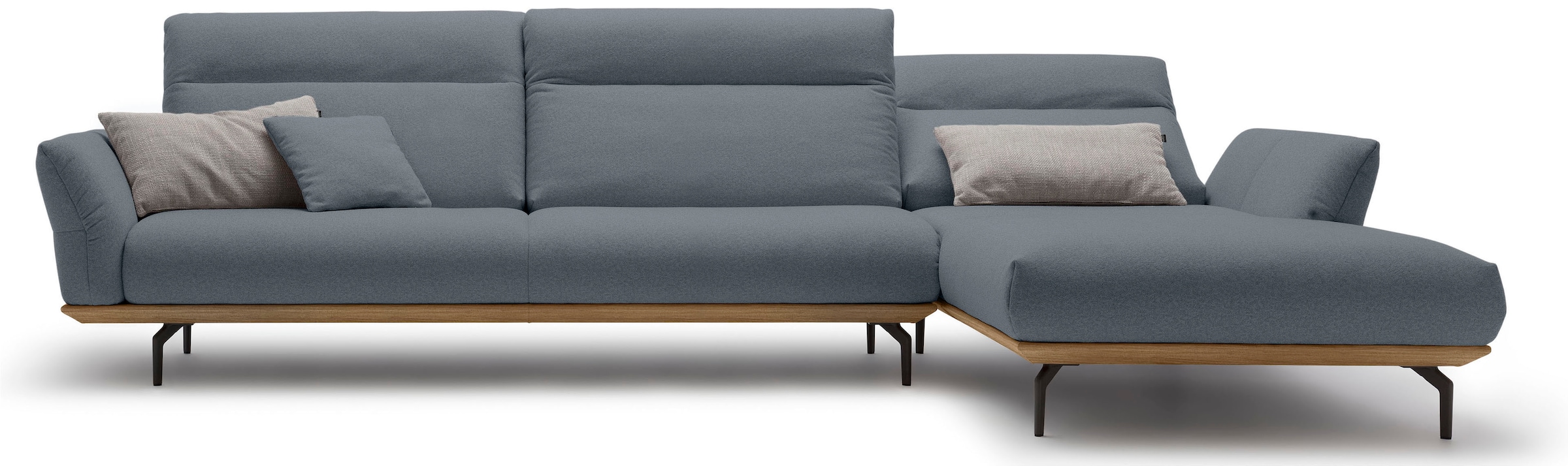Creation BY ROLF BENZ Ecksofa »CR.460«, Sockel in Nussbaum, Winkelfüße in Umbragrau, Breite 338 cm